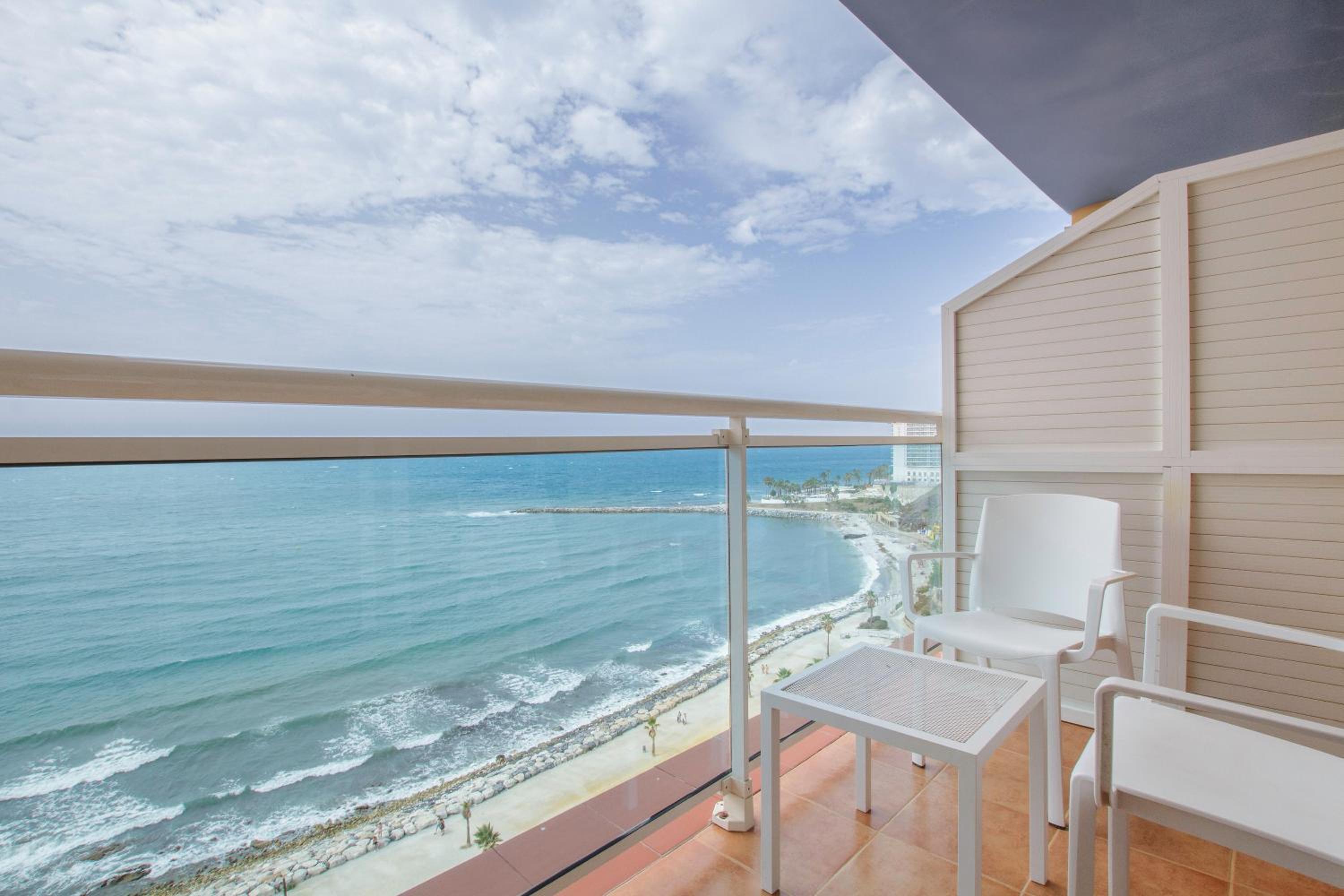 Superior Double or Twin Room with Sea View (2 Adults) - Photo 11