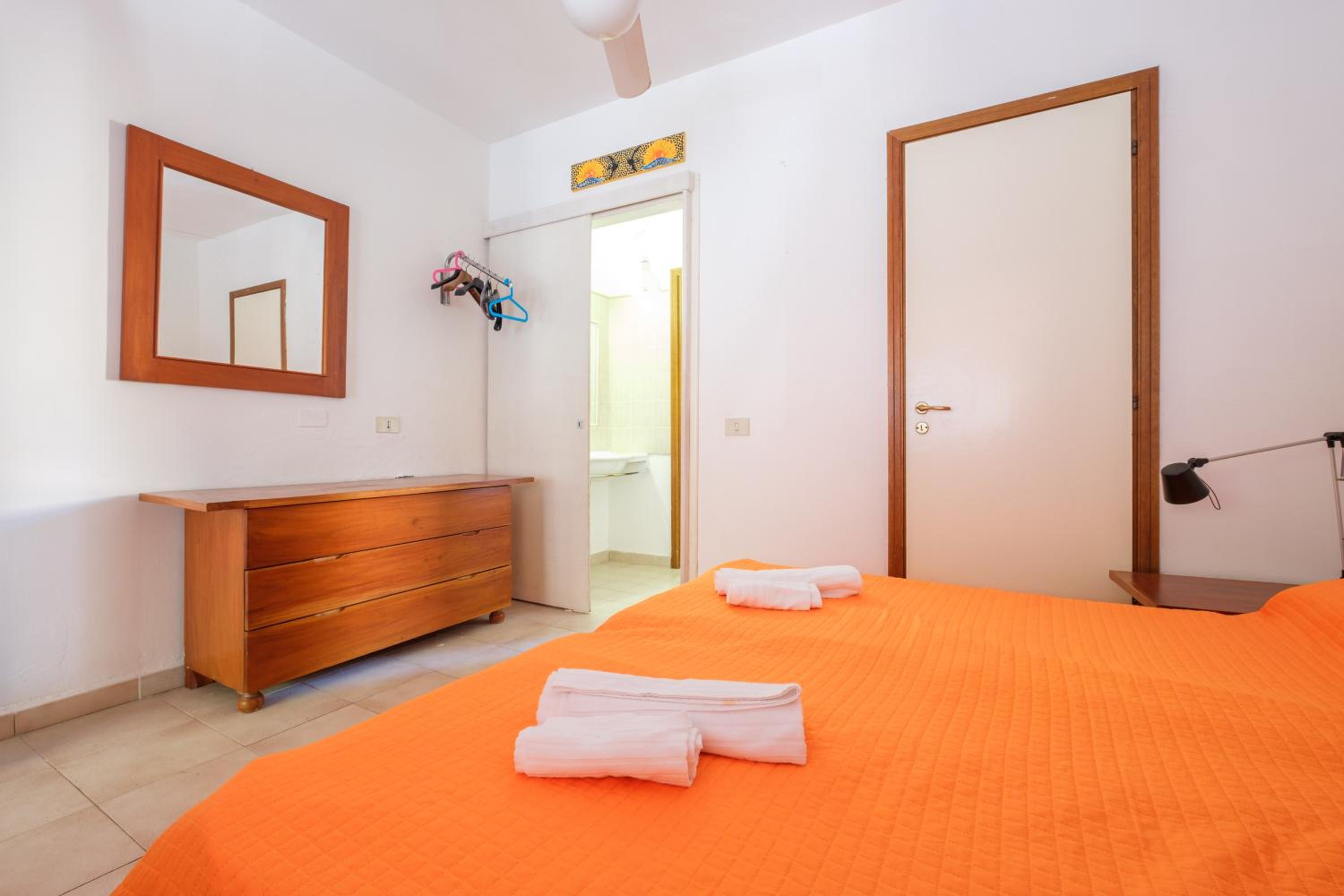Two-Bedroom House photo 3