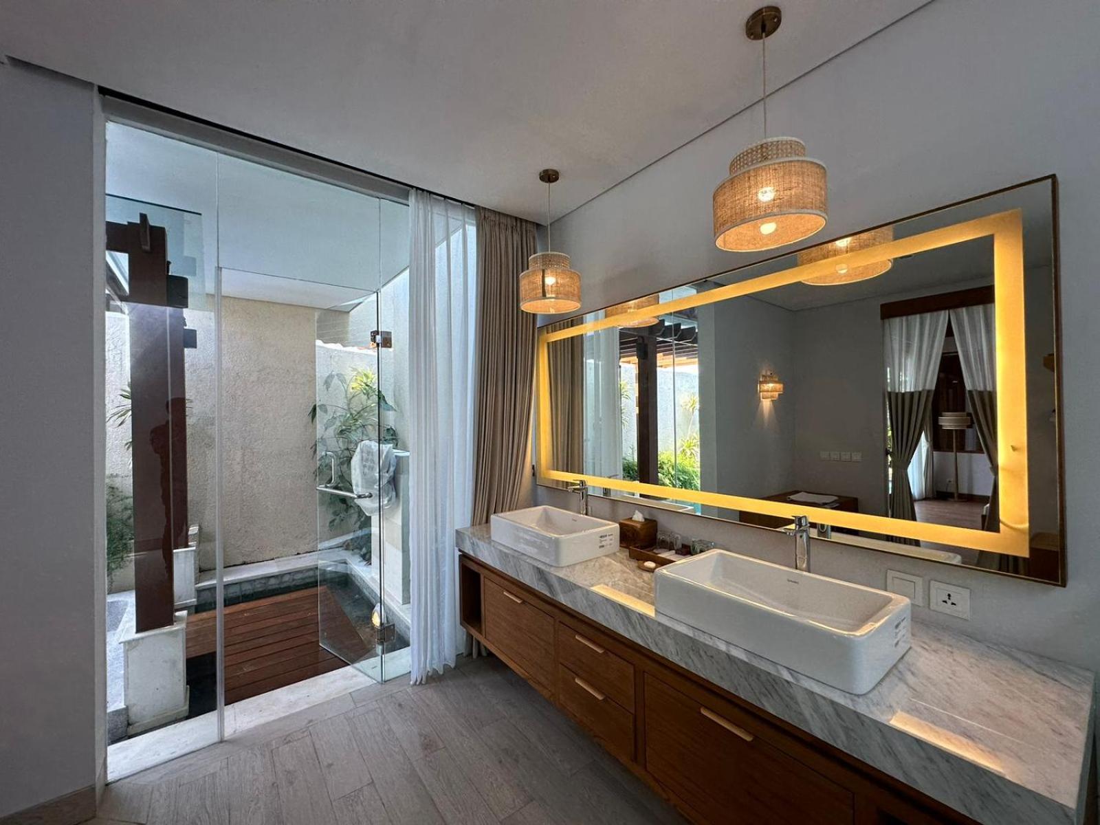 One-Bedroom Sweet Pool Villa