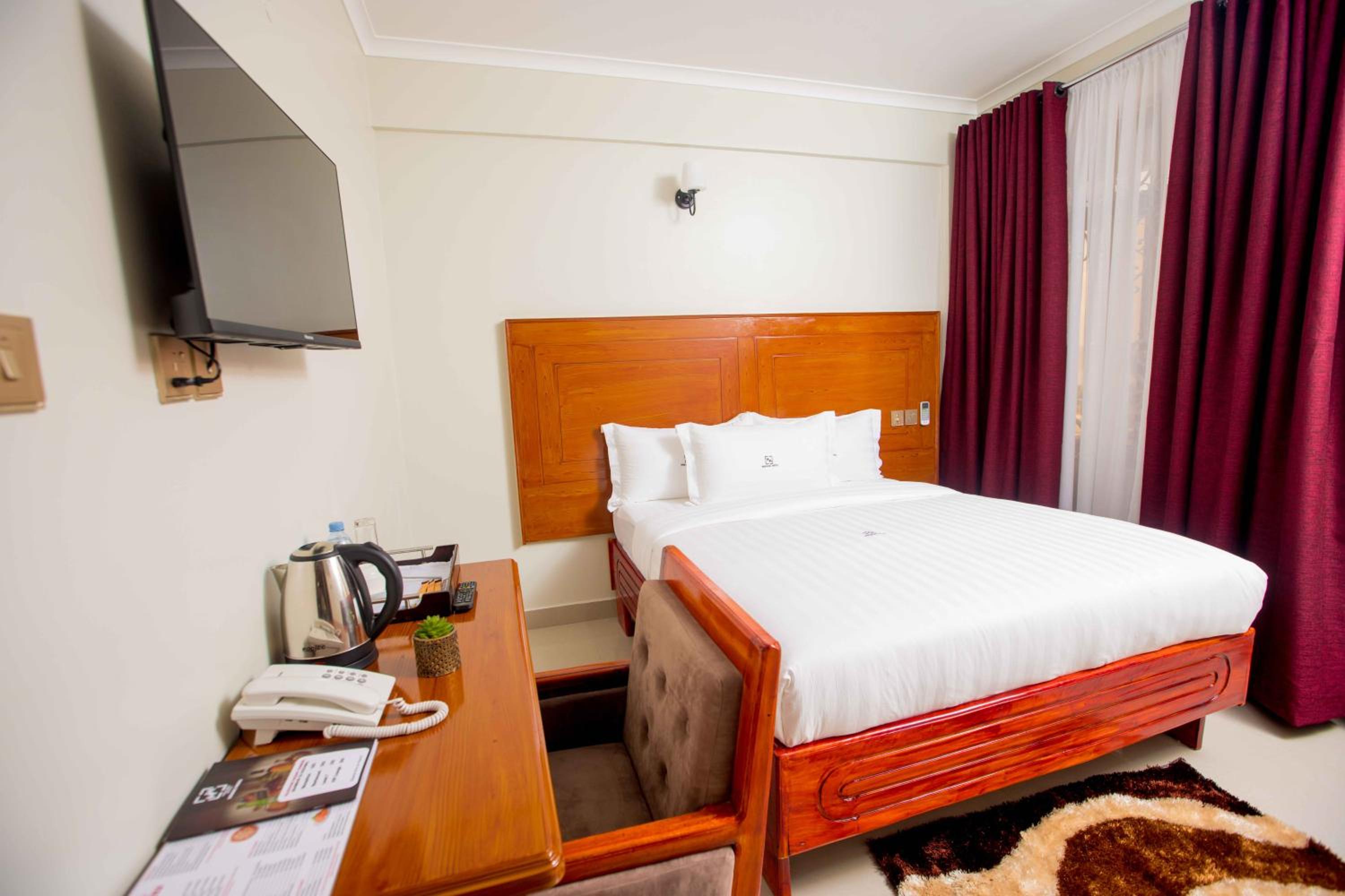 Double Room with Lake View photo 2