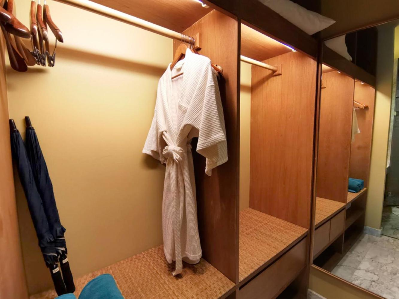 Grand Deluxe Room - Photo 2