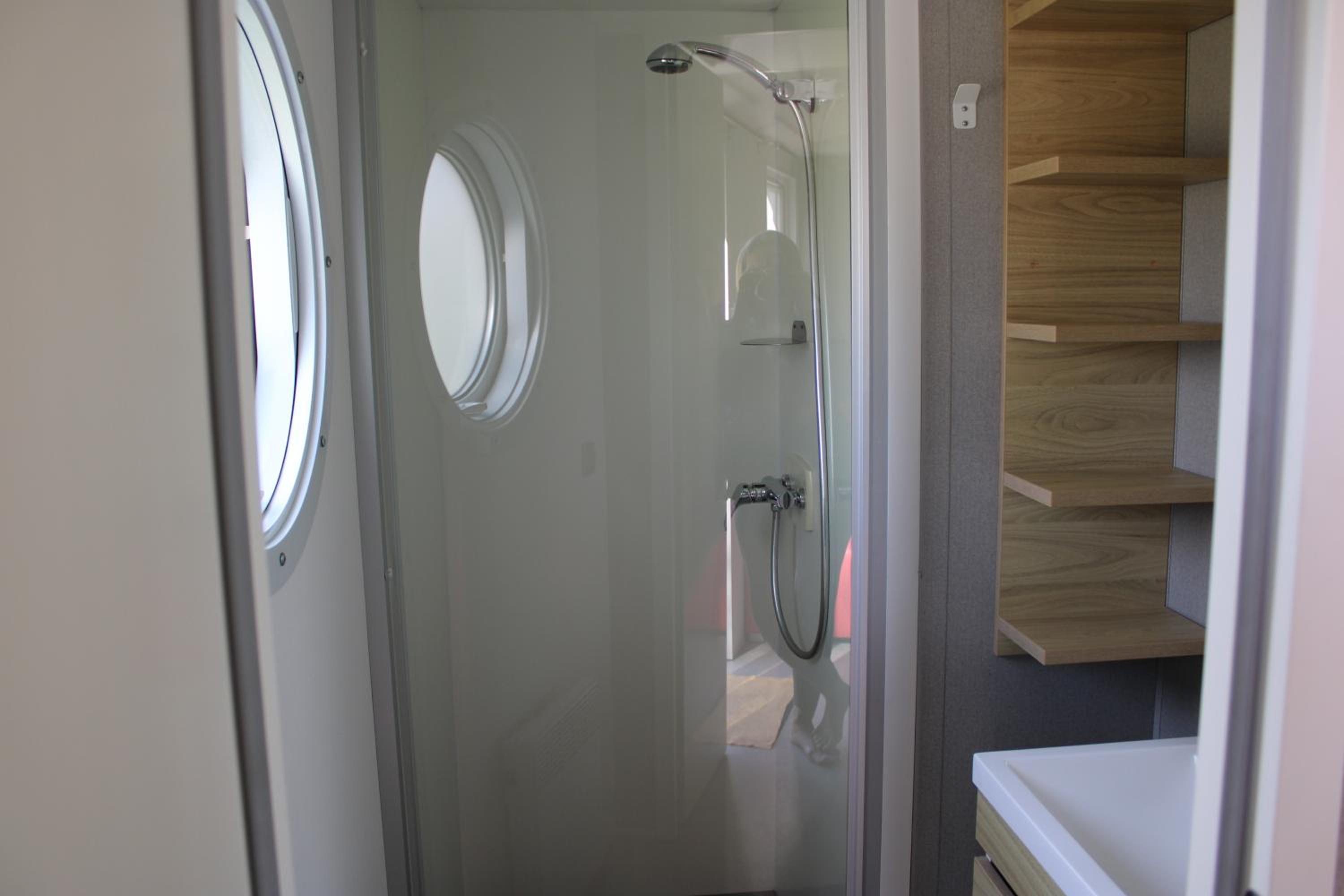 Mobile Home photo 1