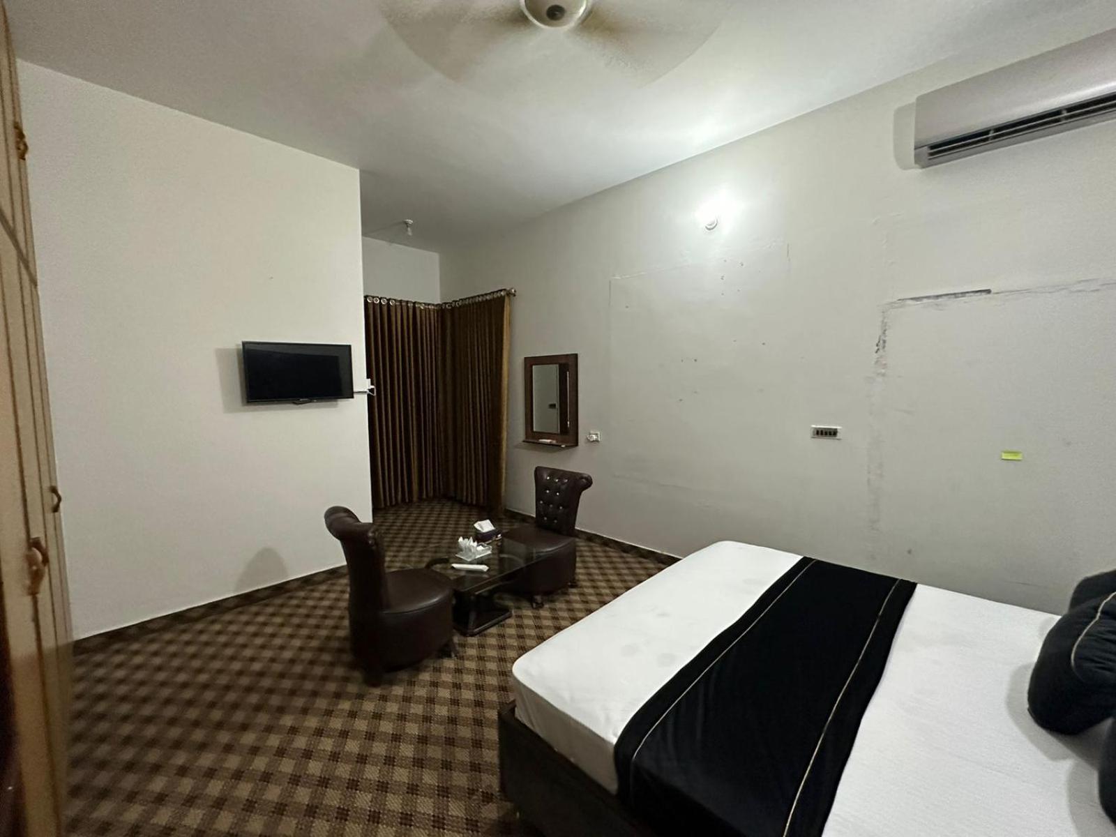 Deluxe Single Room photo 2