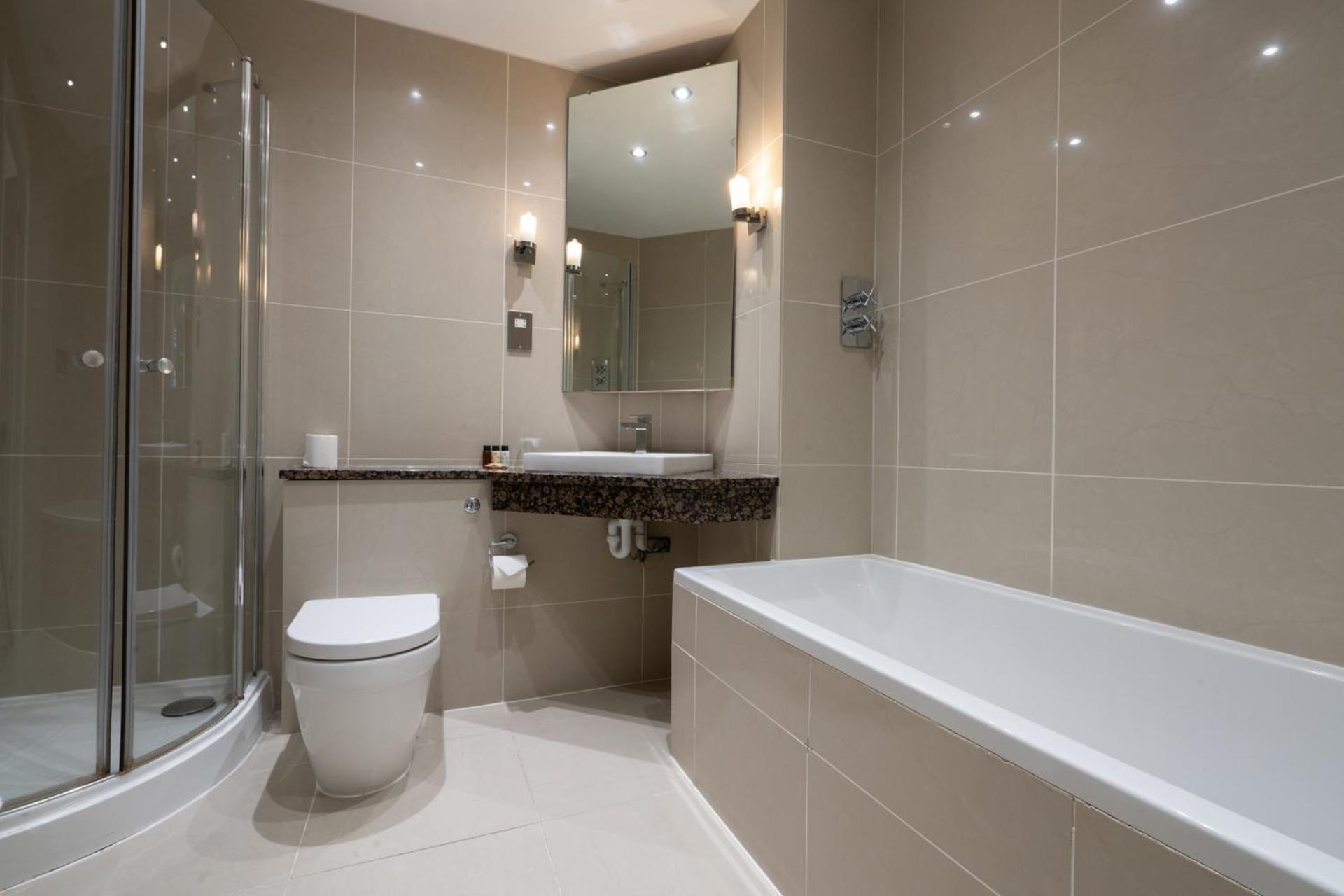 Standard Twin Room - Photo 4