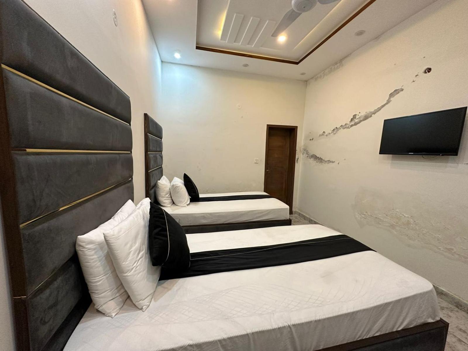 Deluxe Twin Room photo 1