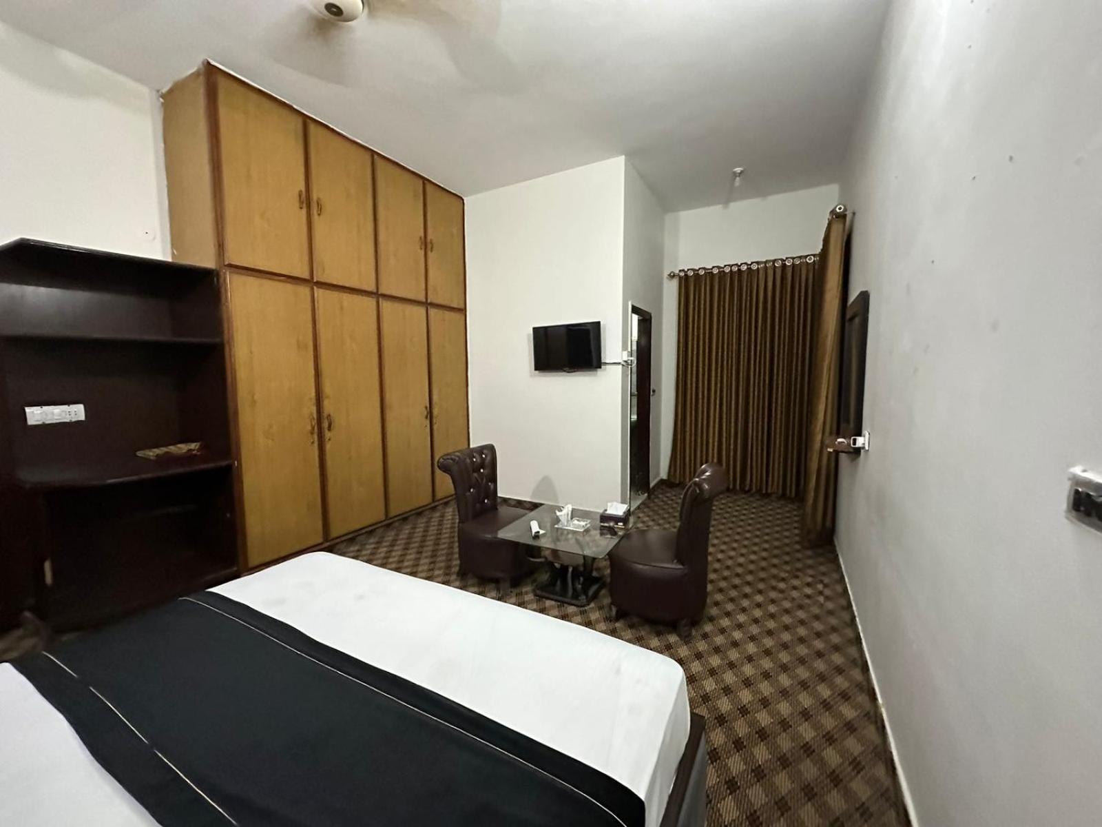 Deluxe Single Room photo 1
