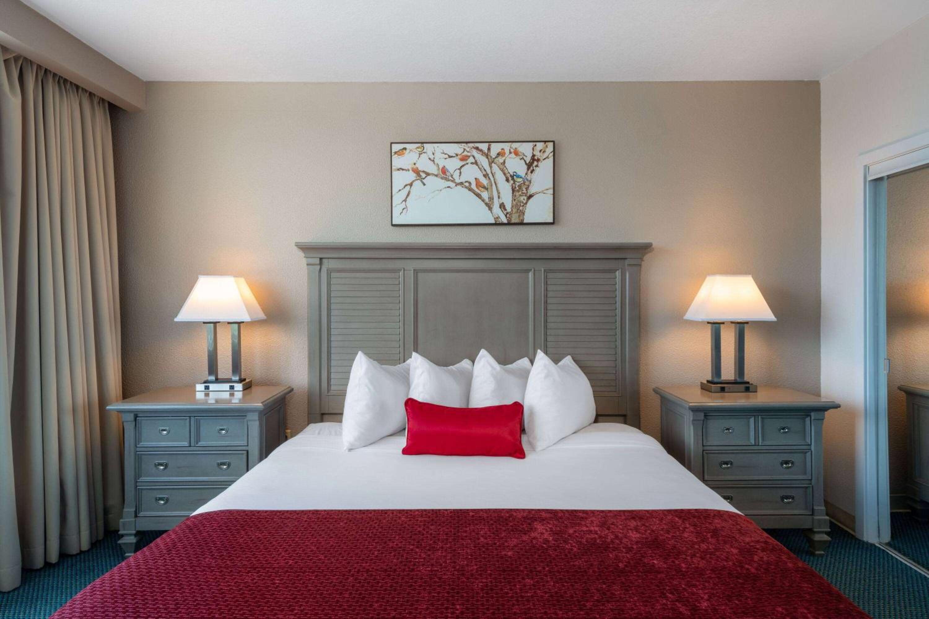 Deluxe King Tower Suite with Sofa Bed