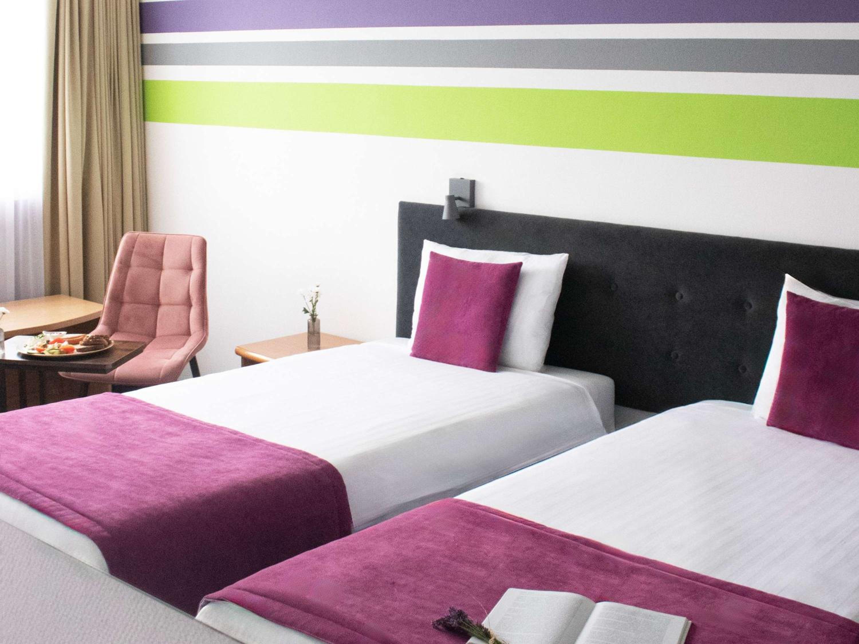 Standard Twin Room - Photo 1