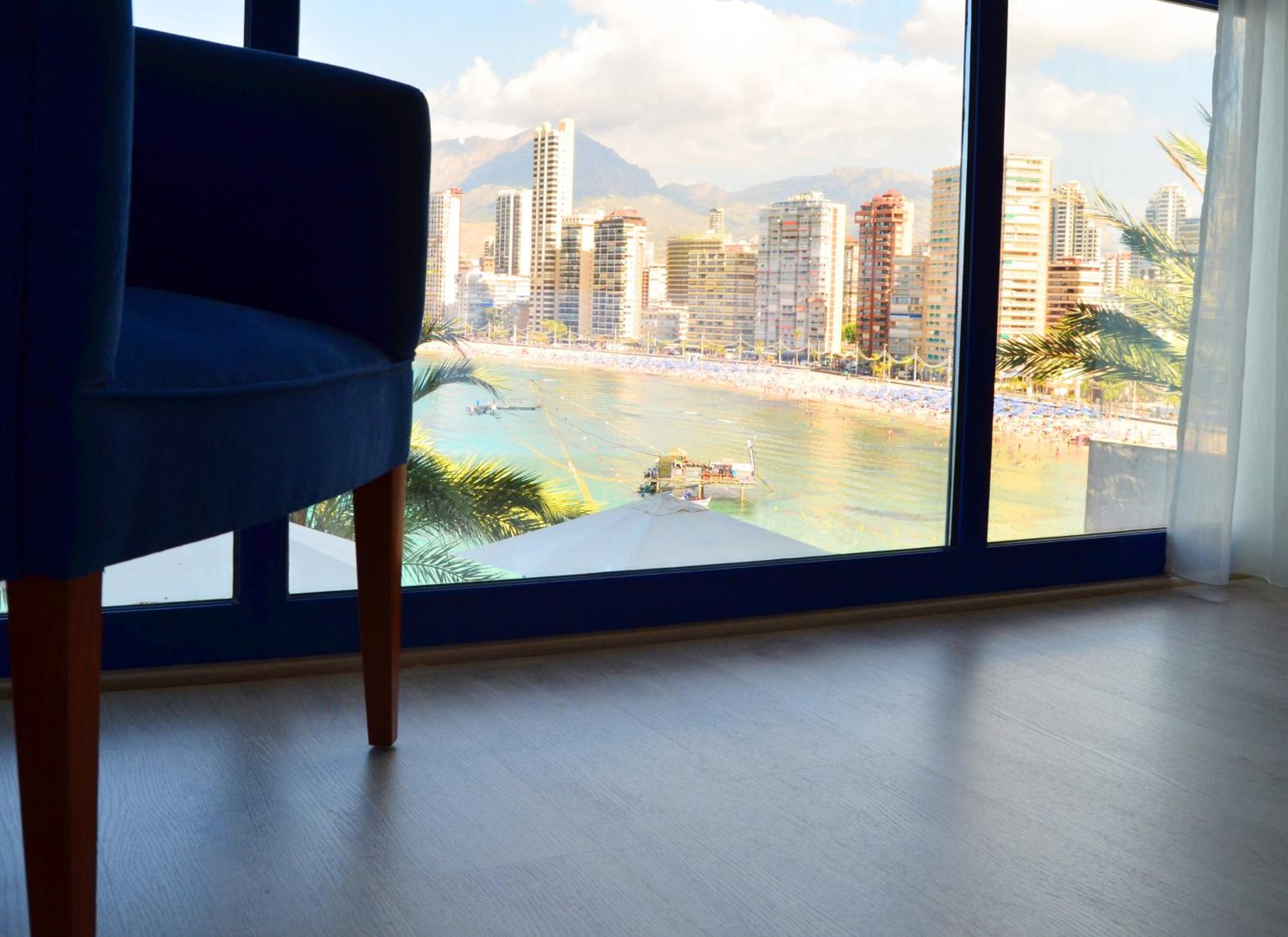 Quadruple Room With Sea View (2 Adults + 2 Children)
