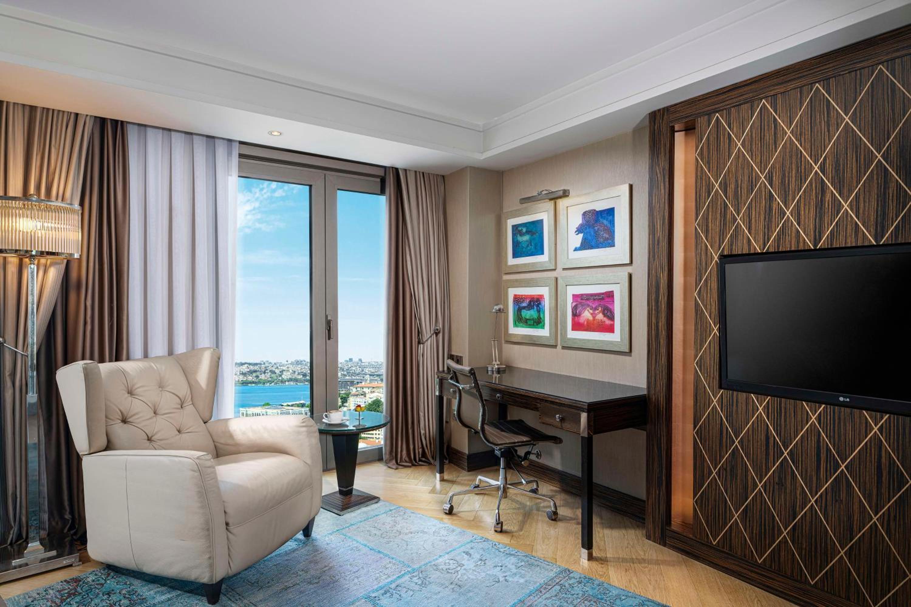 Executive Room with Golden Horn View