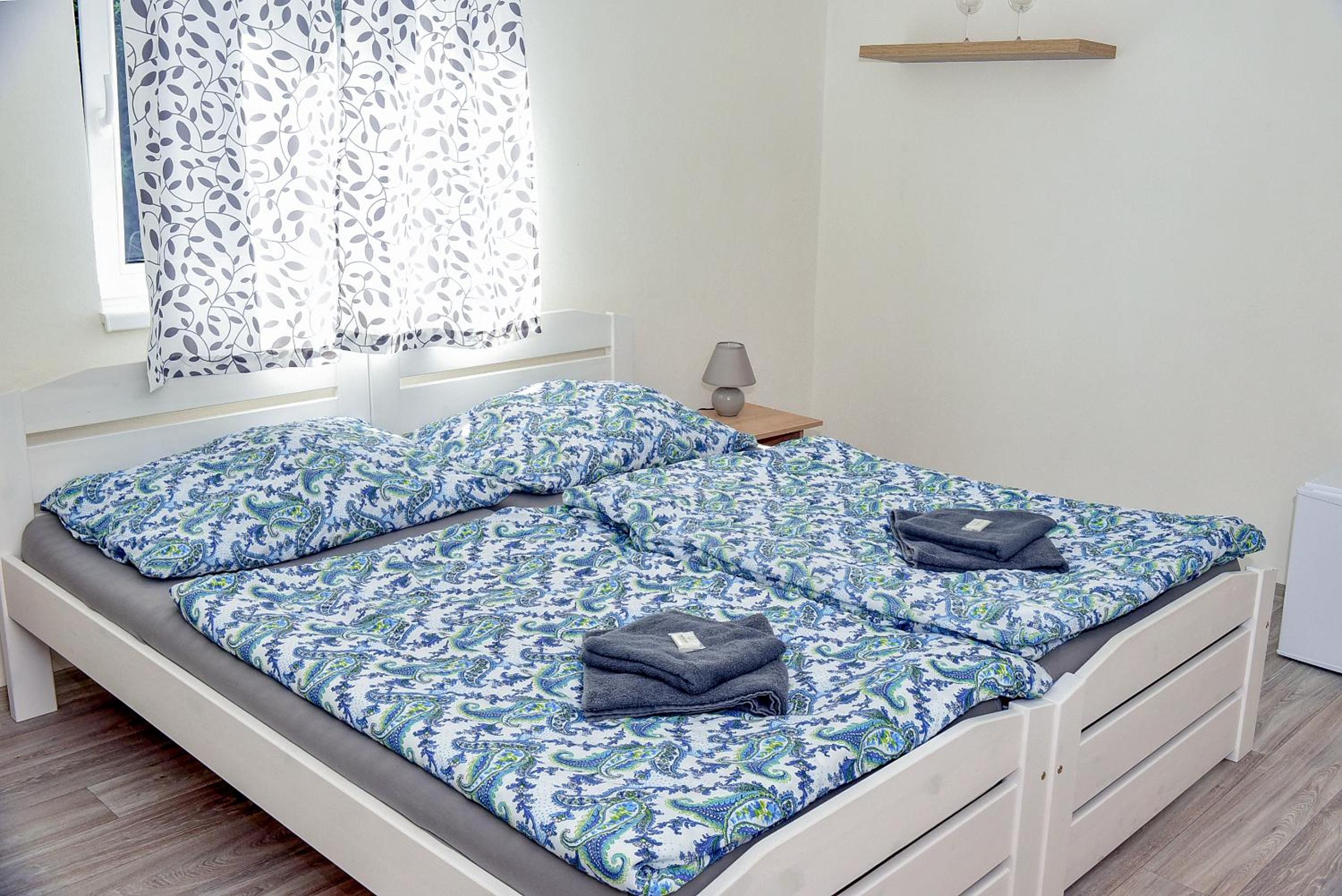 Standard Double or Twin Room - Photo 5