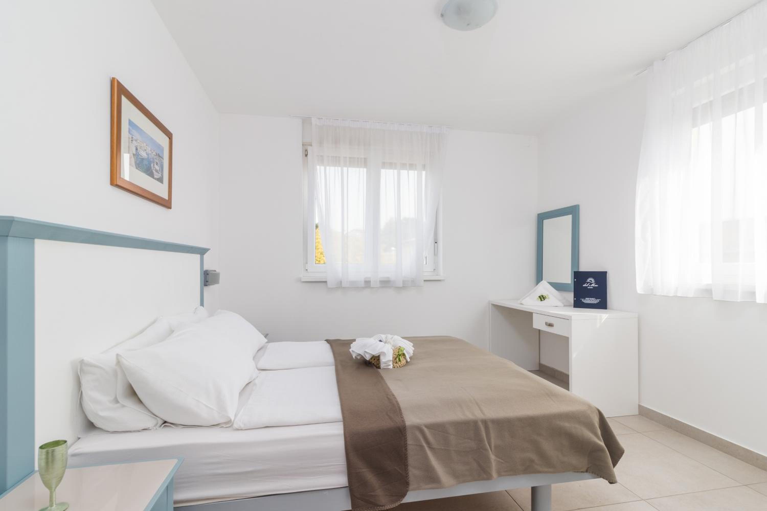  One-Bedroom Apartment with Balcony (4 people) photo 3