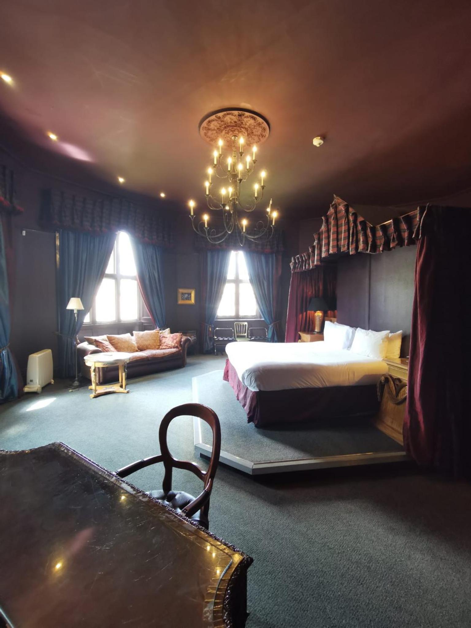 Deluxe Suite photo 3