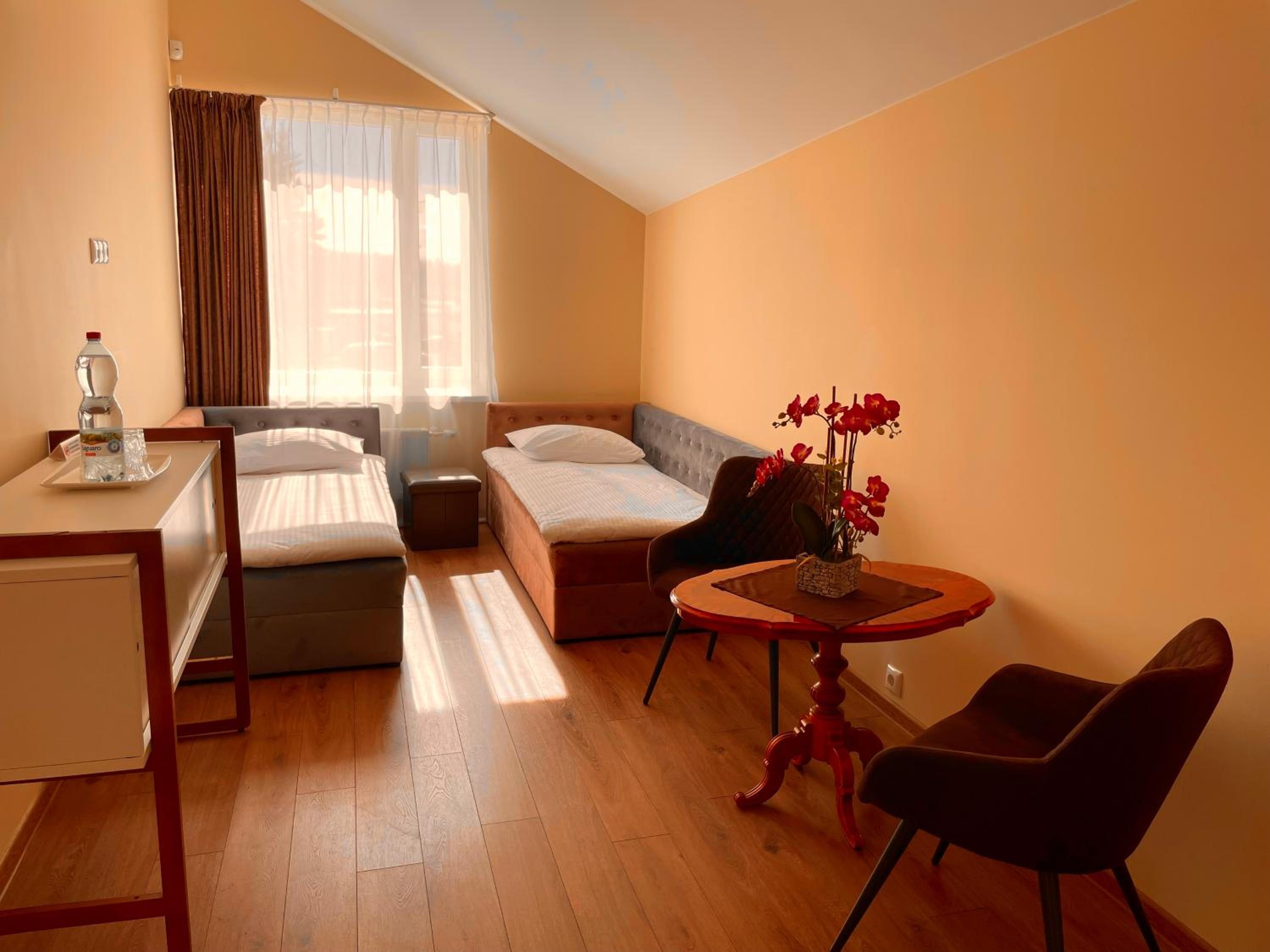 Superior Quadruple Room - Photo 4