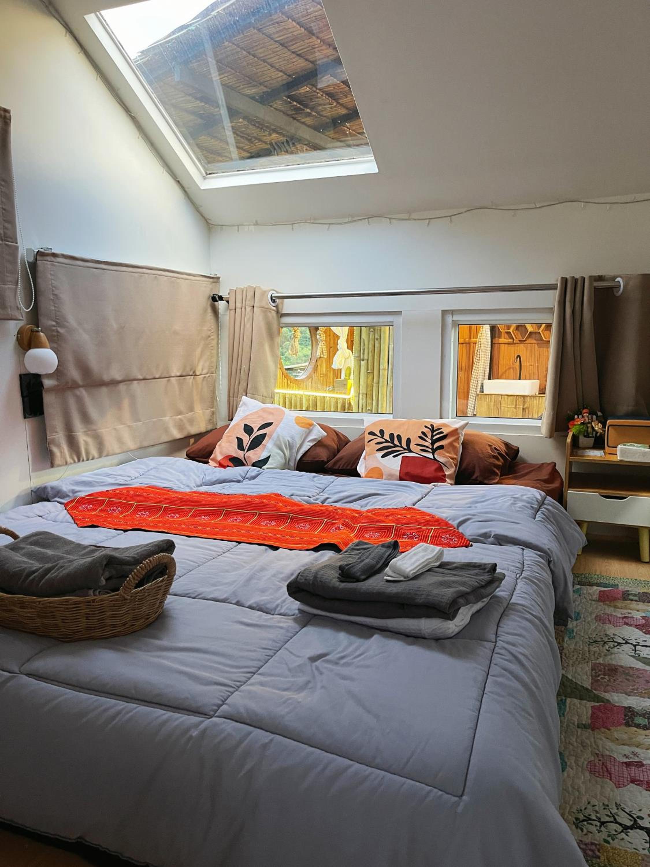 Suite - Photo 18