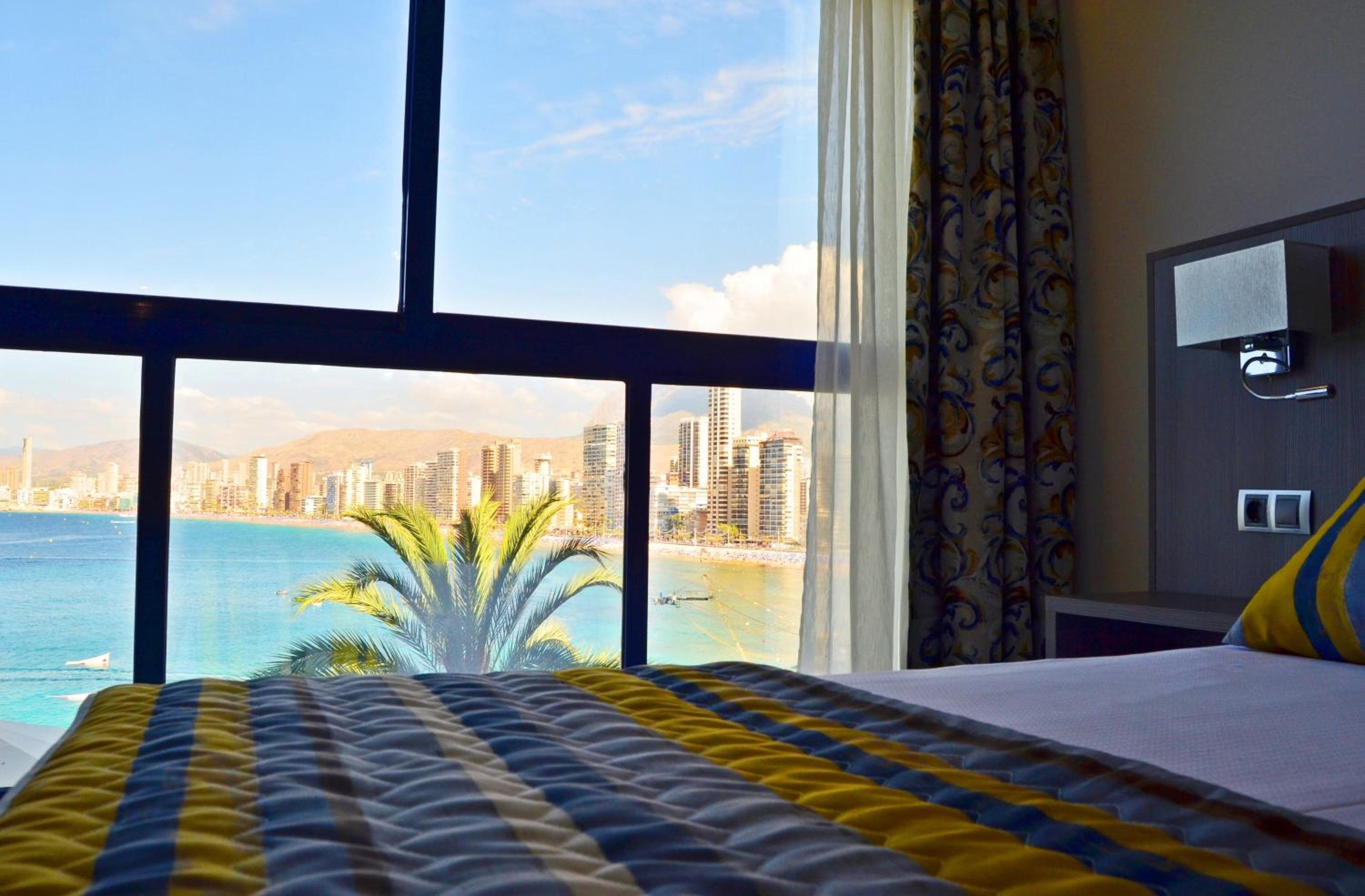 Quadruple Room With Sea View (4 Adults) photo 3