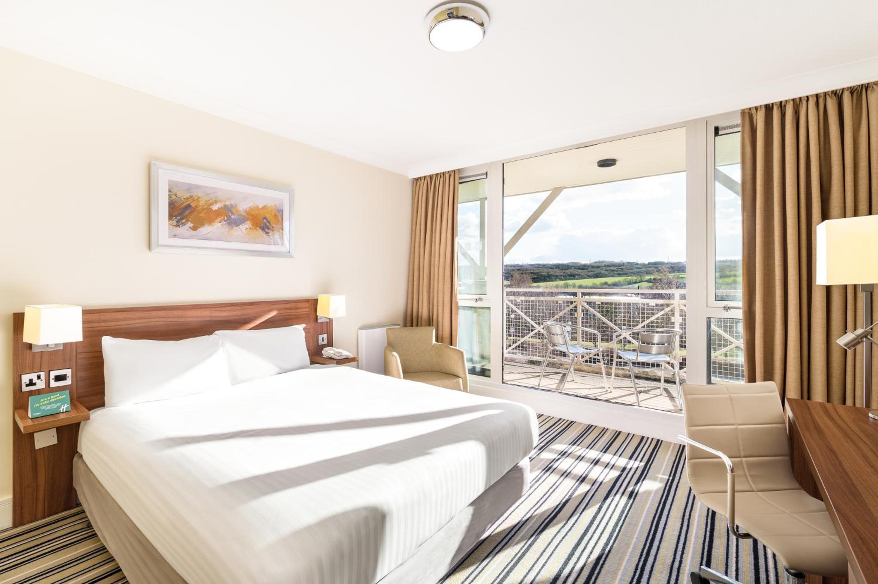 Standard Double Room with Balcony - Photo 5