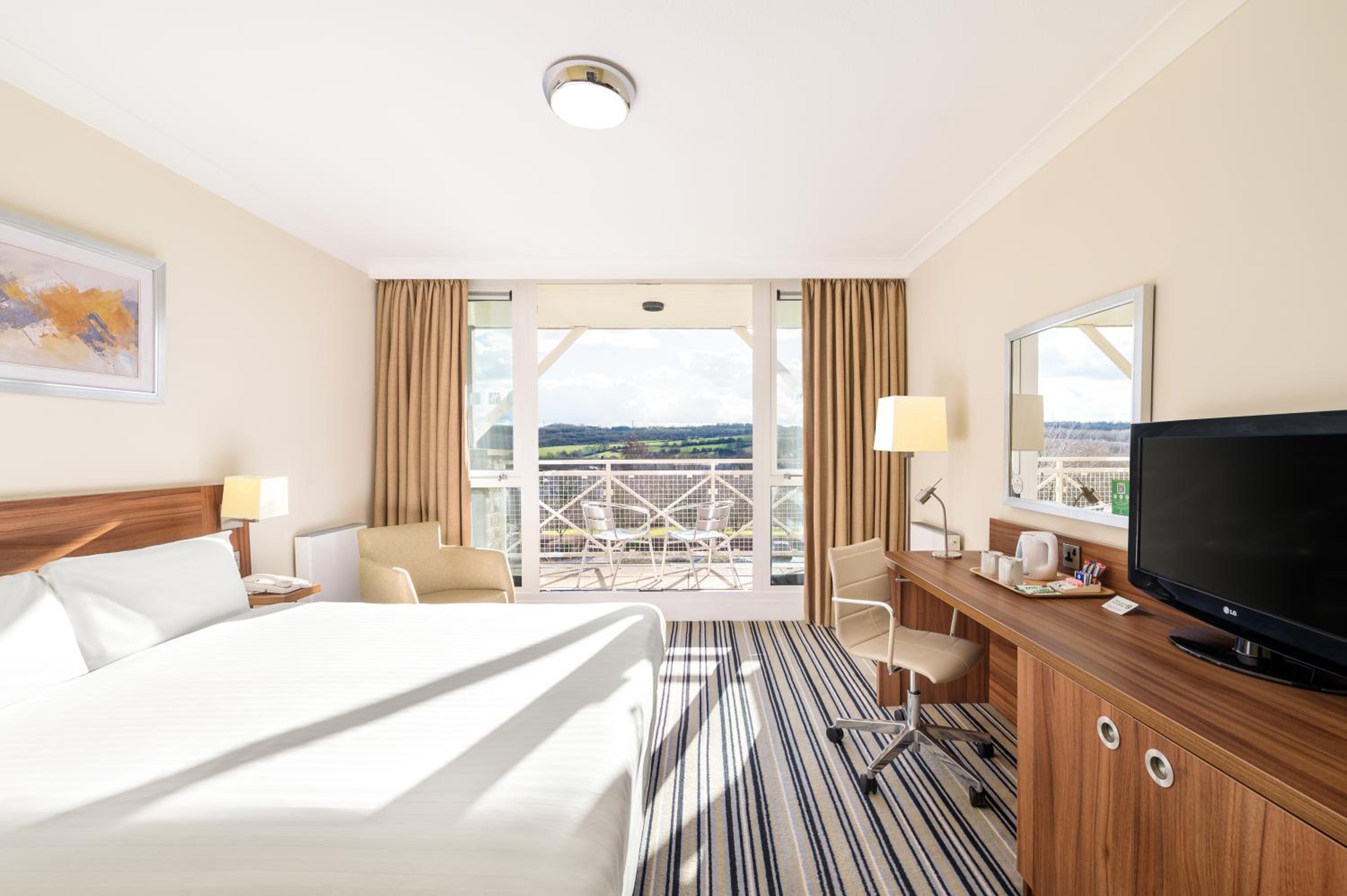 Standard Double Room with Balcony - Photo 1