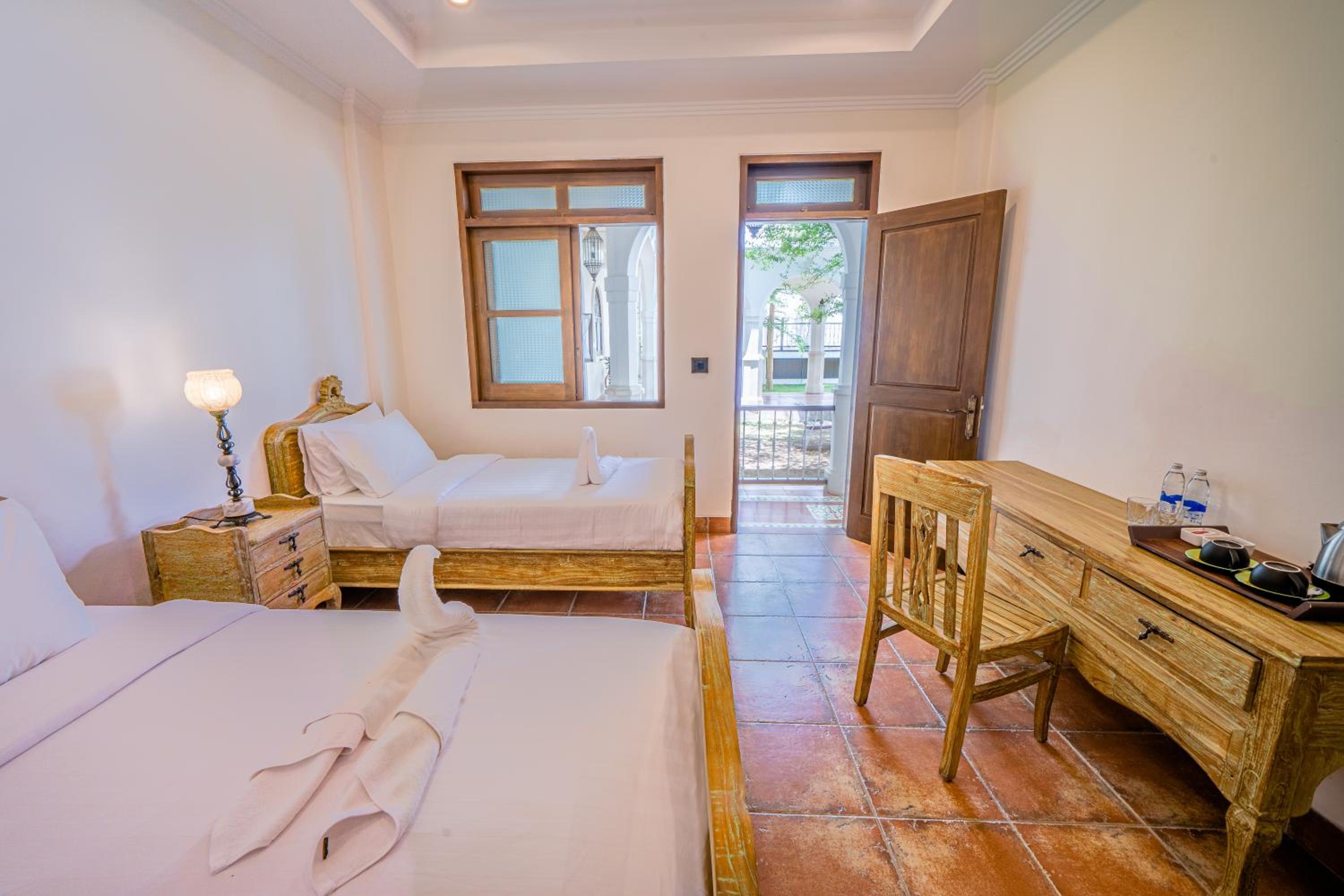 Deluxe Twin Room with Garden View - Photo 6
