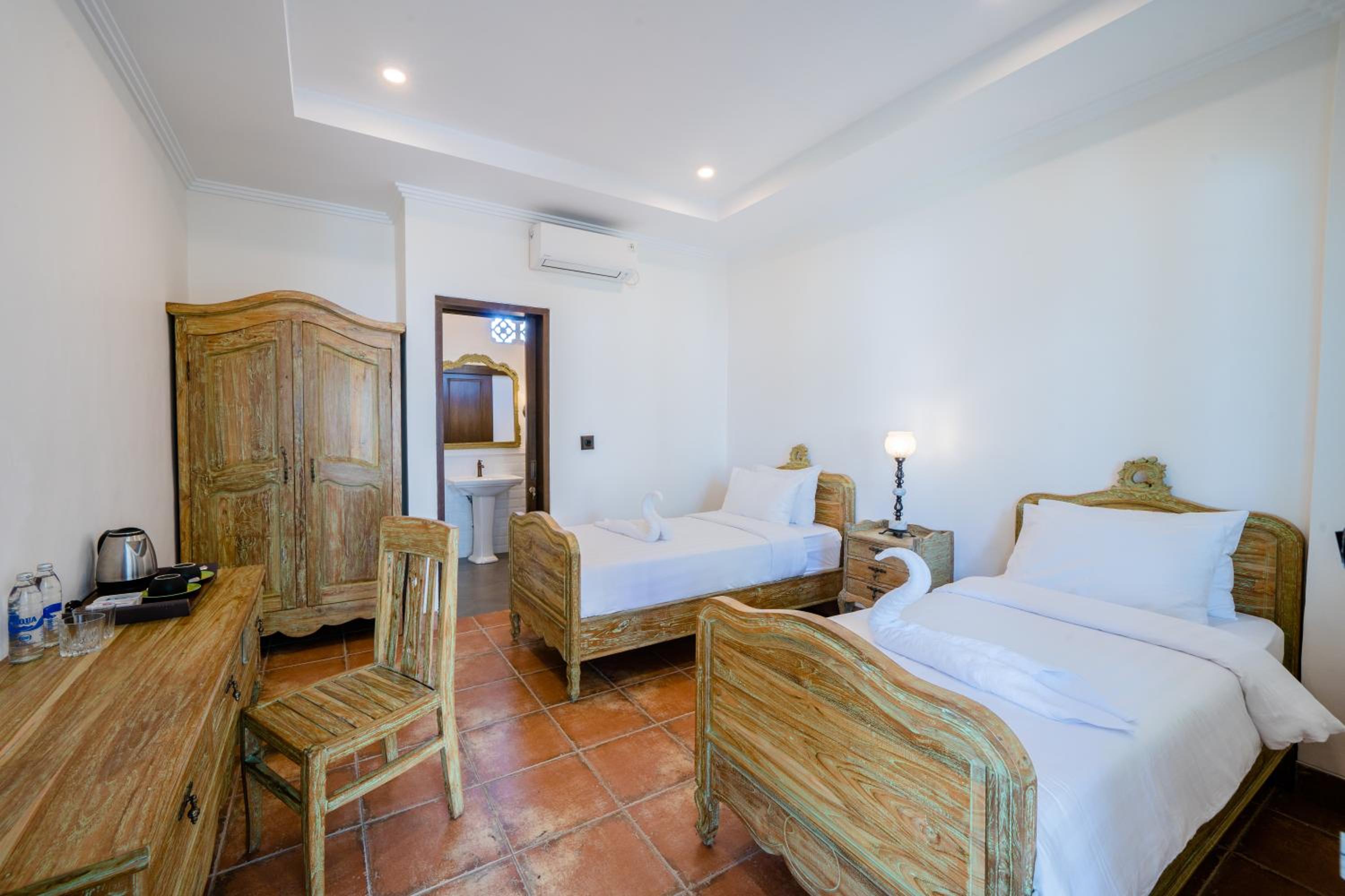Deluxe Twin Room with Garden View - Photo 3