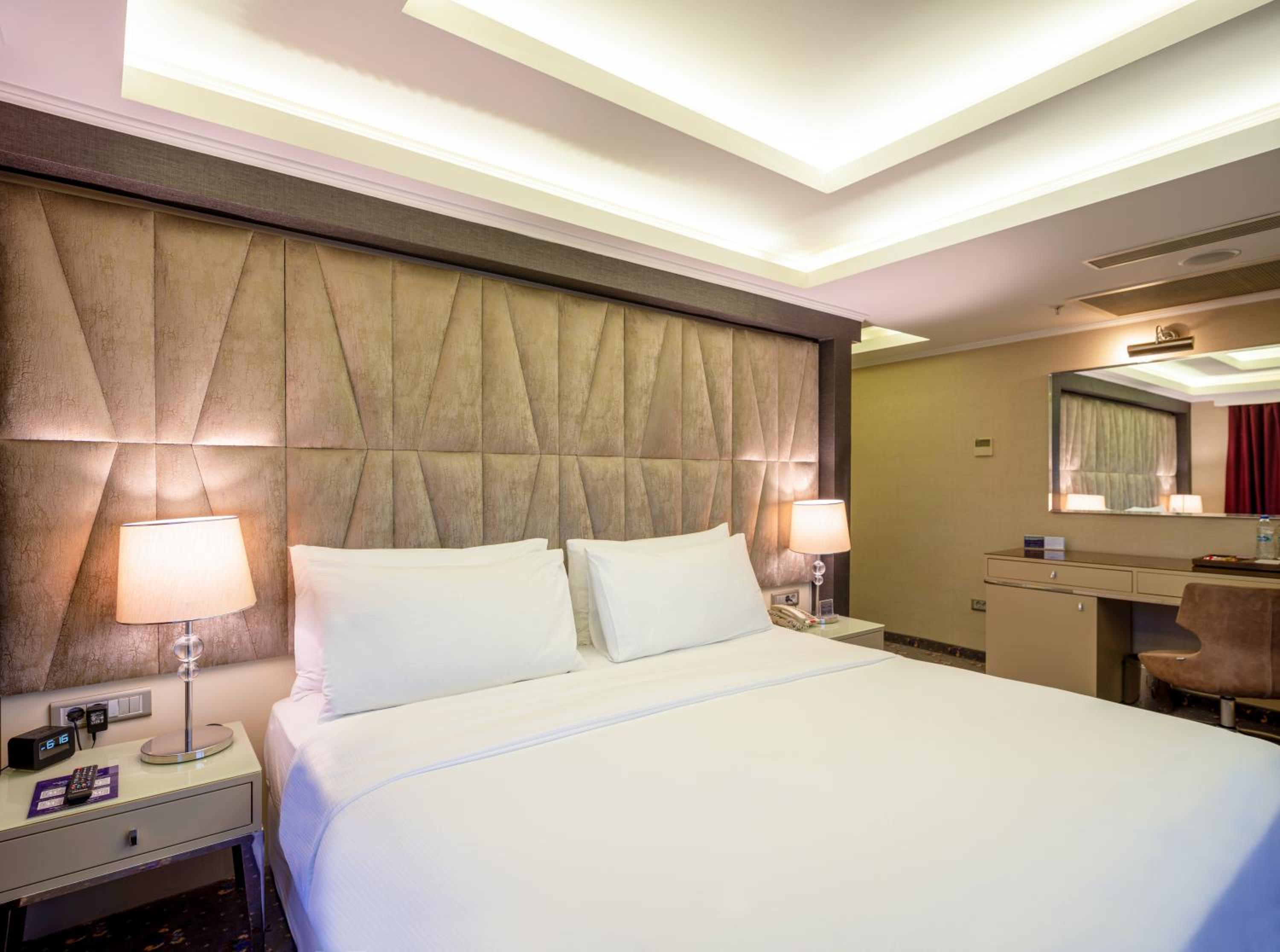 Superior King Room with Sea View