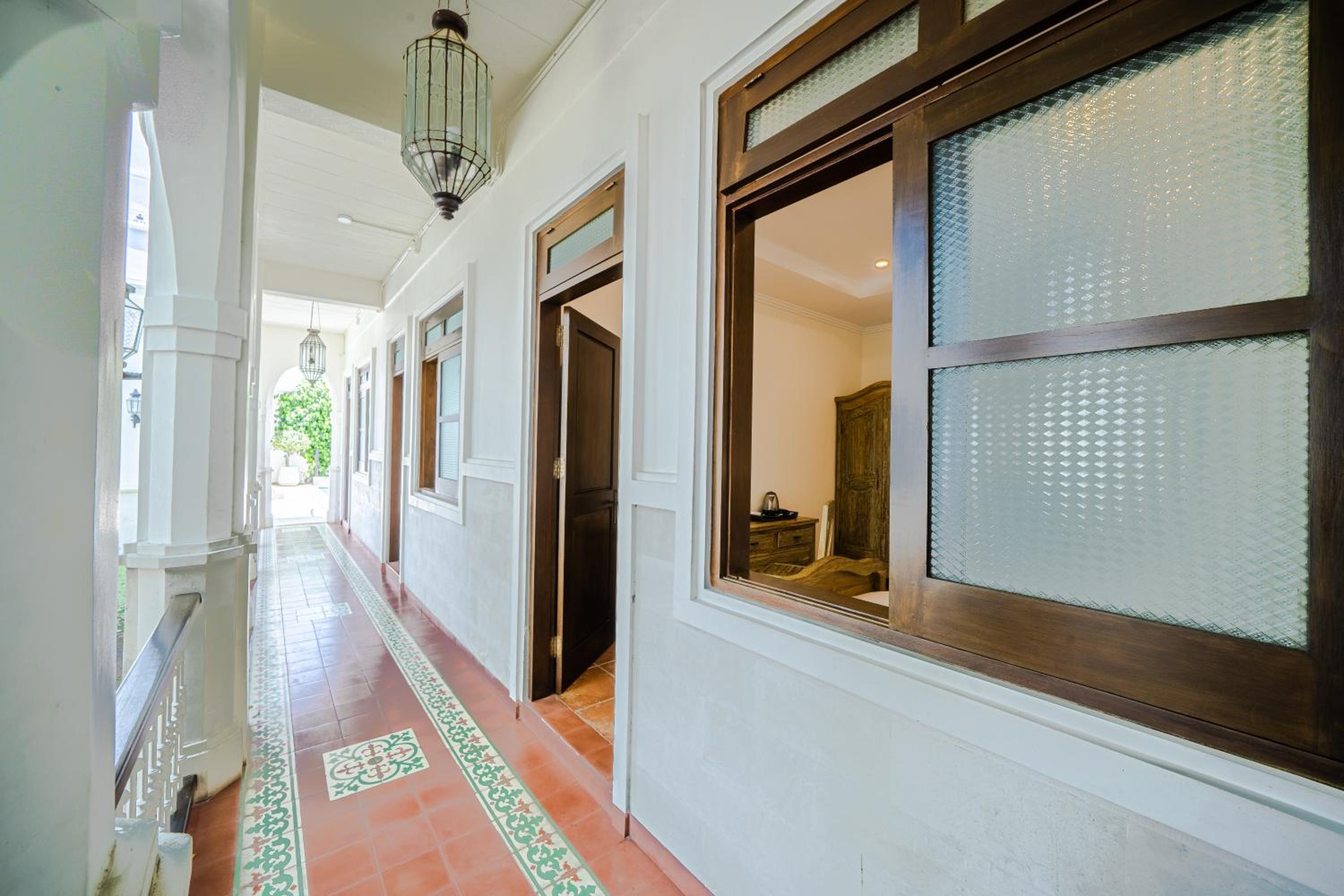 Deluxe Twin Room with Garden View - Photo 9