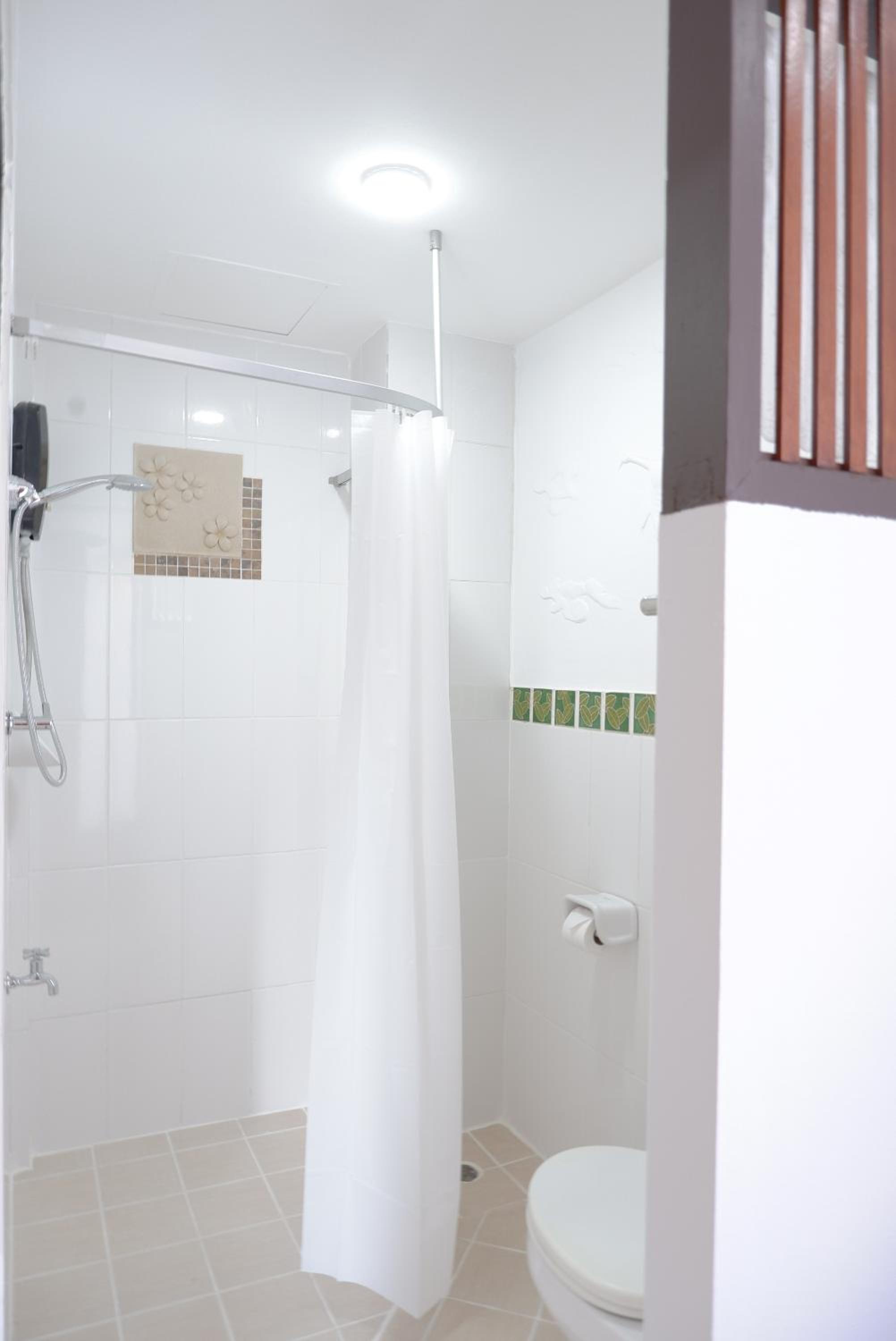 Standard Double Room - Photo 2