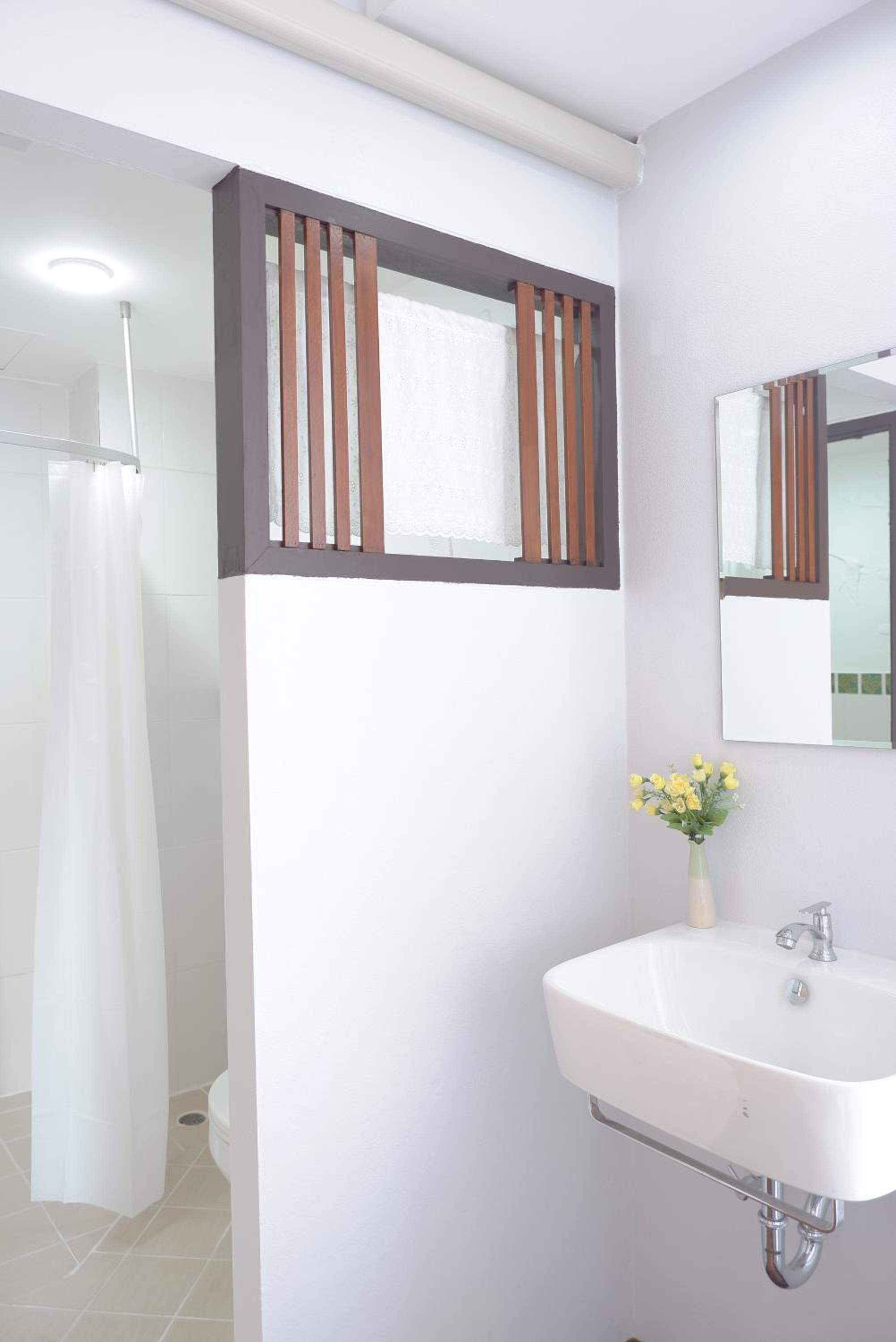 Standard Double Room - Photo 11