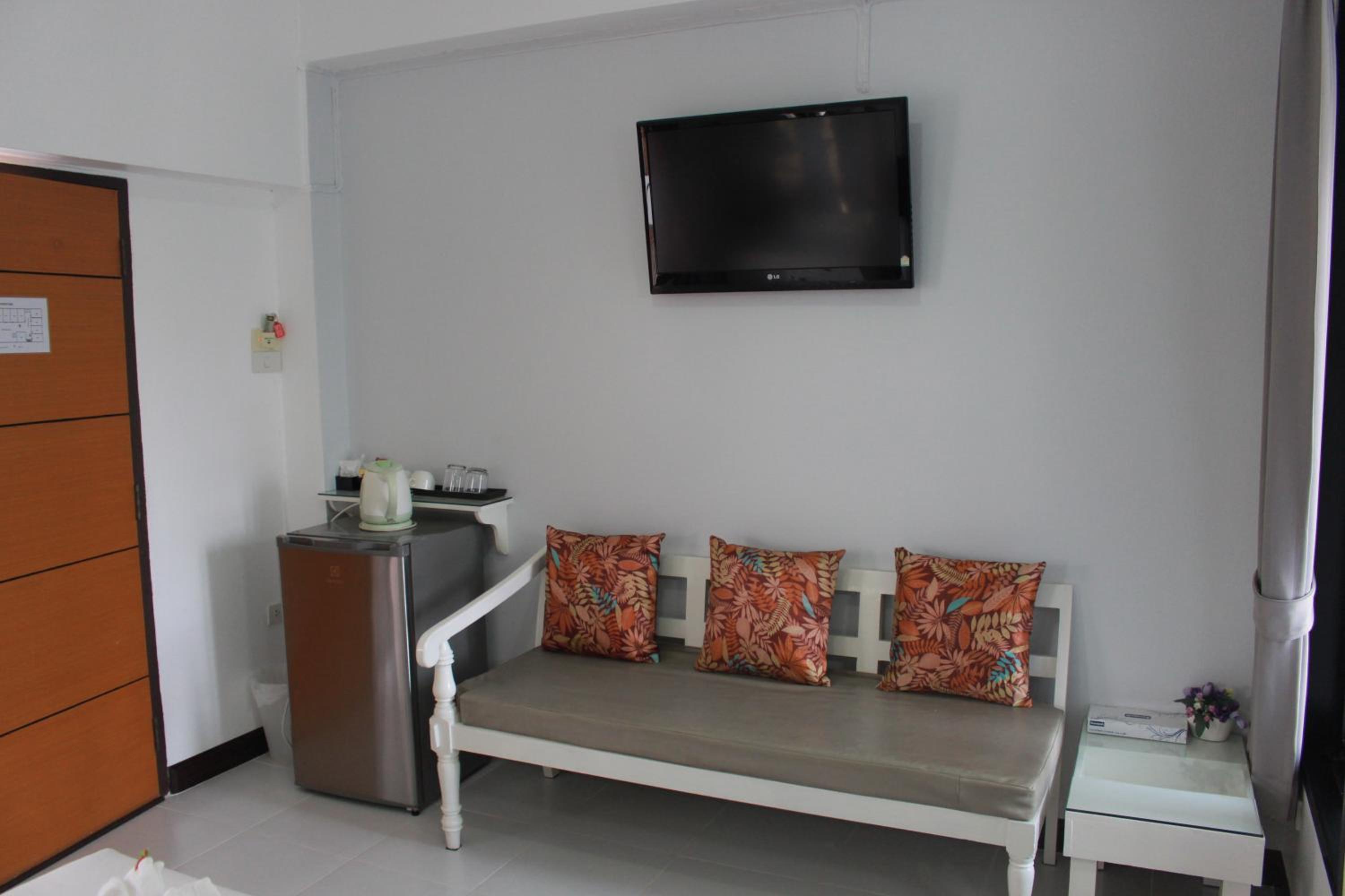 Standard Double Room - Photo 3