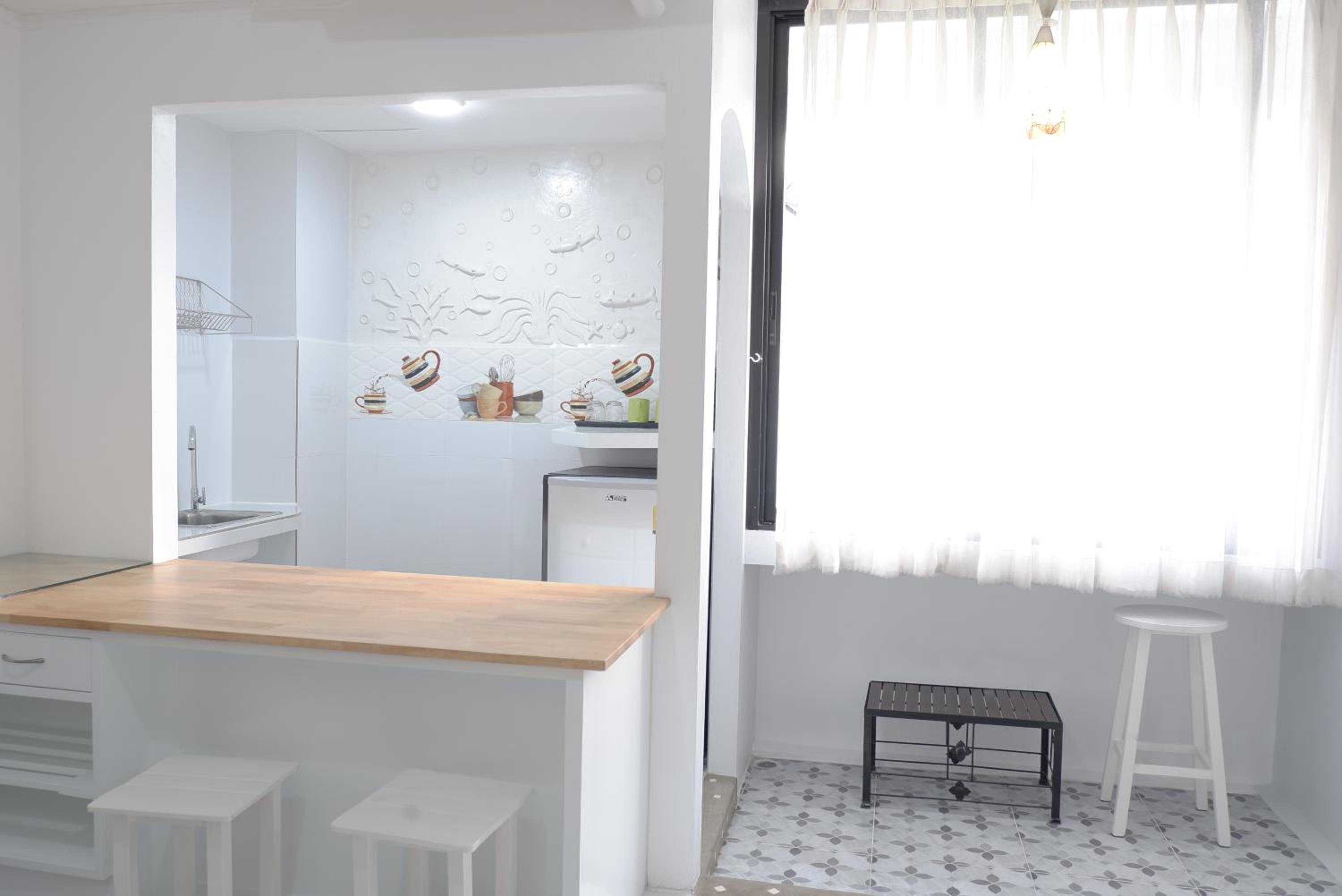 Suite - Photo 5