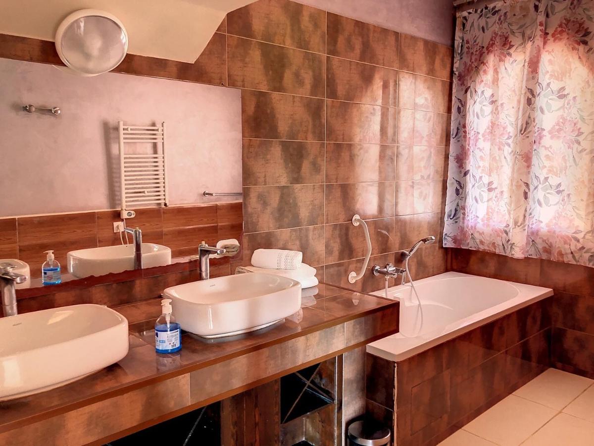 Superior Double Room photo 2
