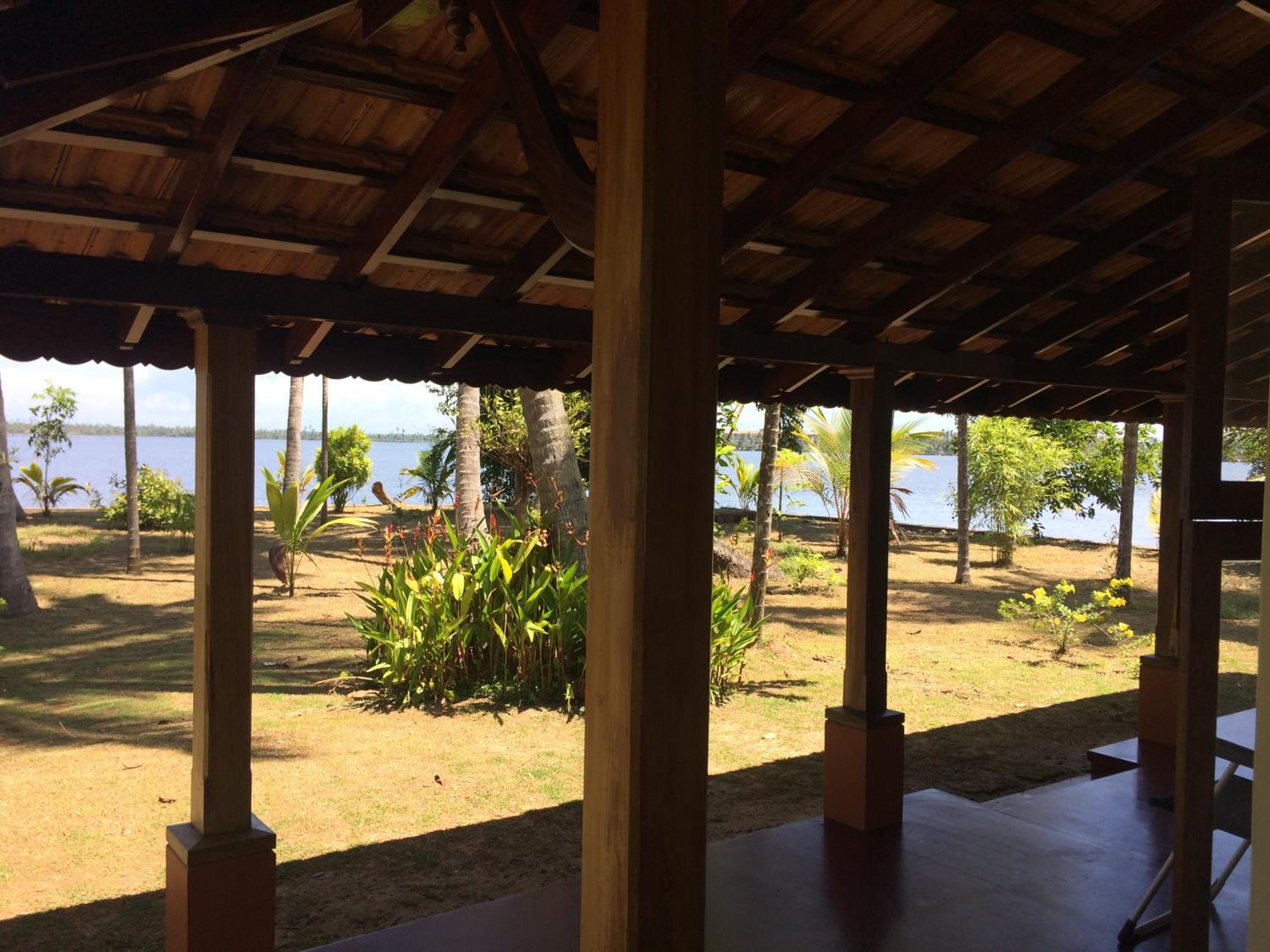 Bungalow - Water Front  photo 3