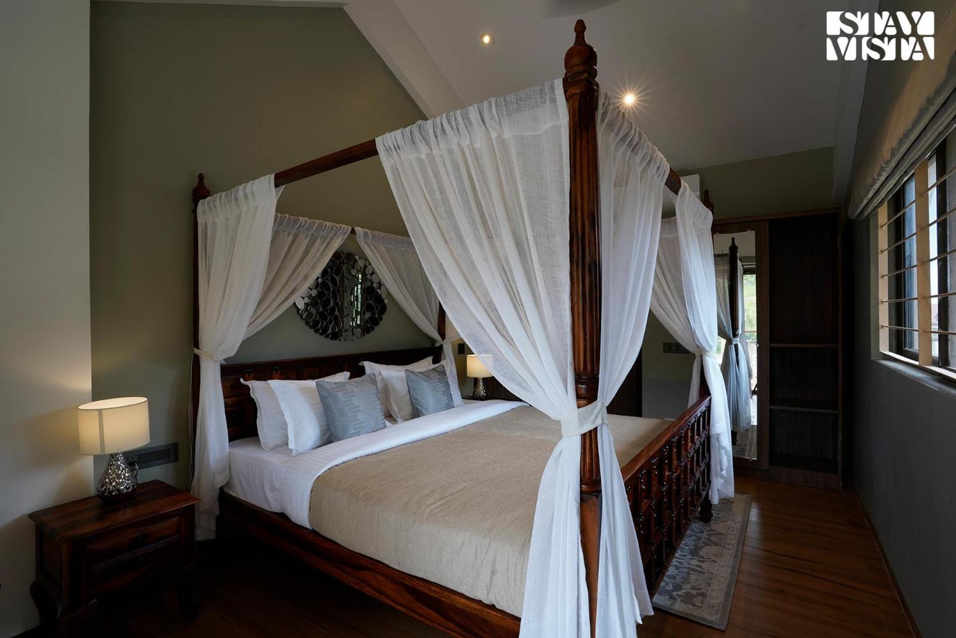 Villa photo 1