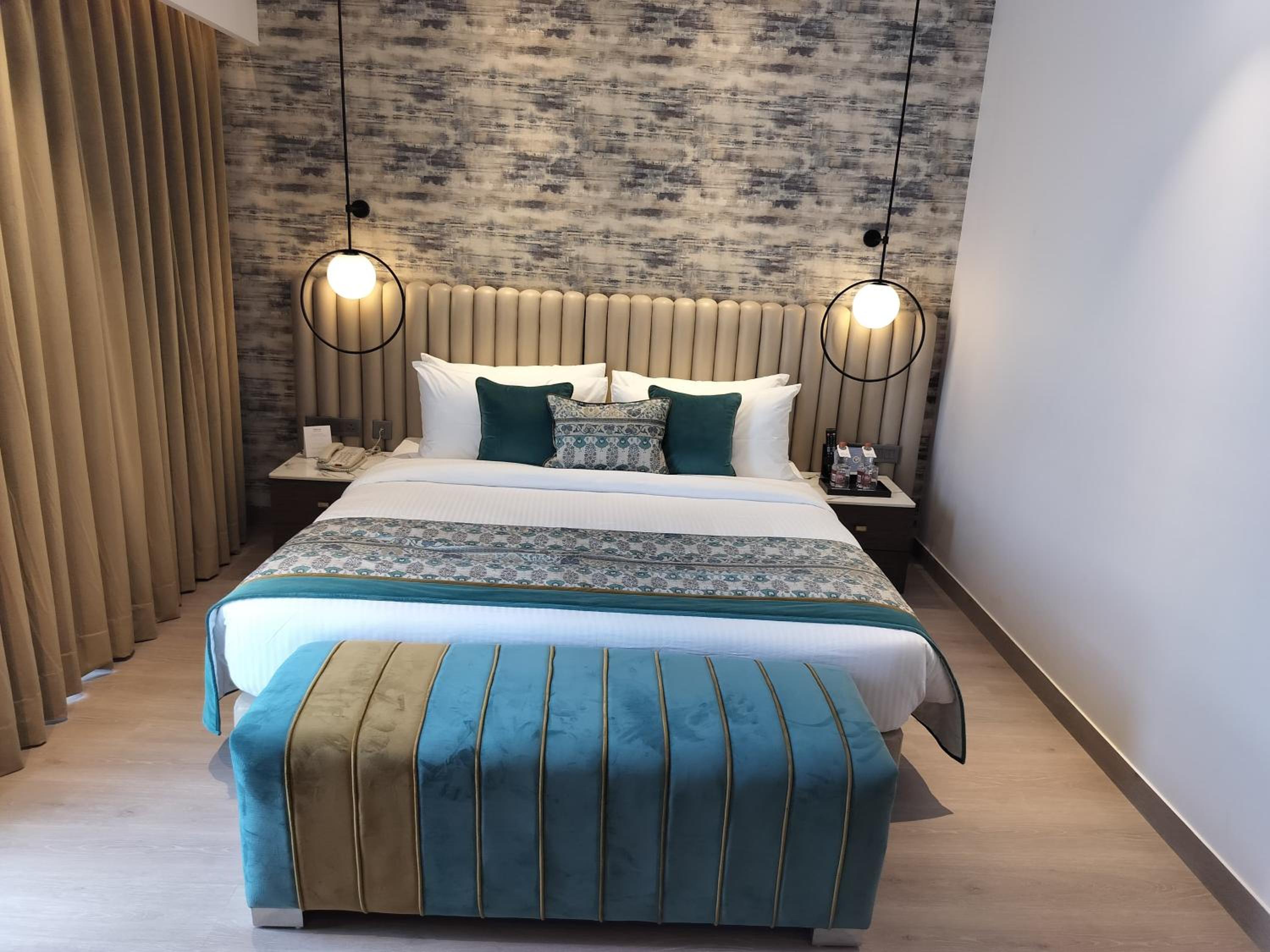 Presidential Suite with Complimentary Early Check in and Late Check Out (Subject to Availability), 15% Discount on F&B services, 10% Discount on Laundry service