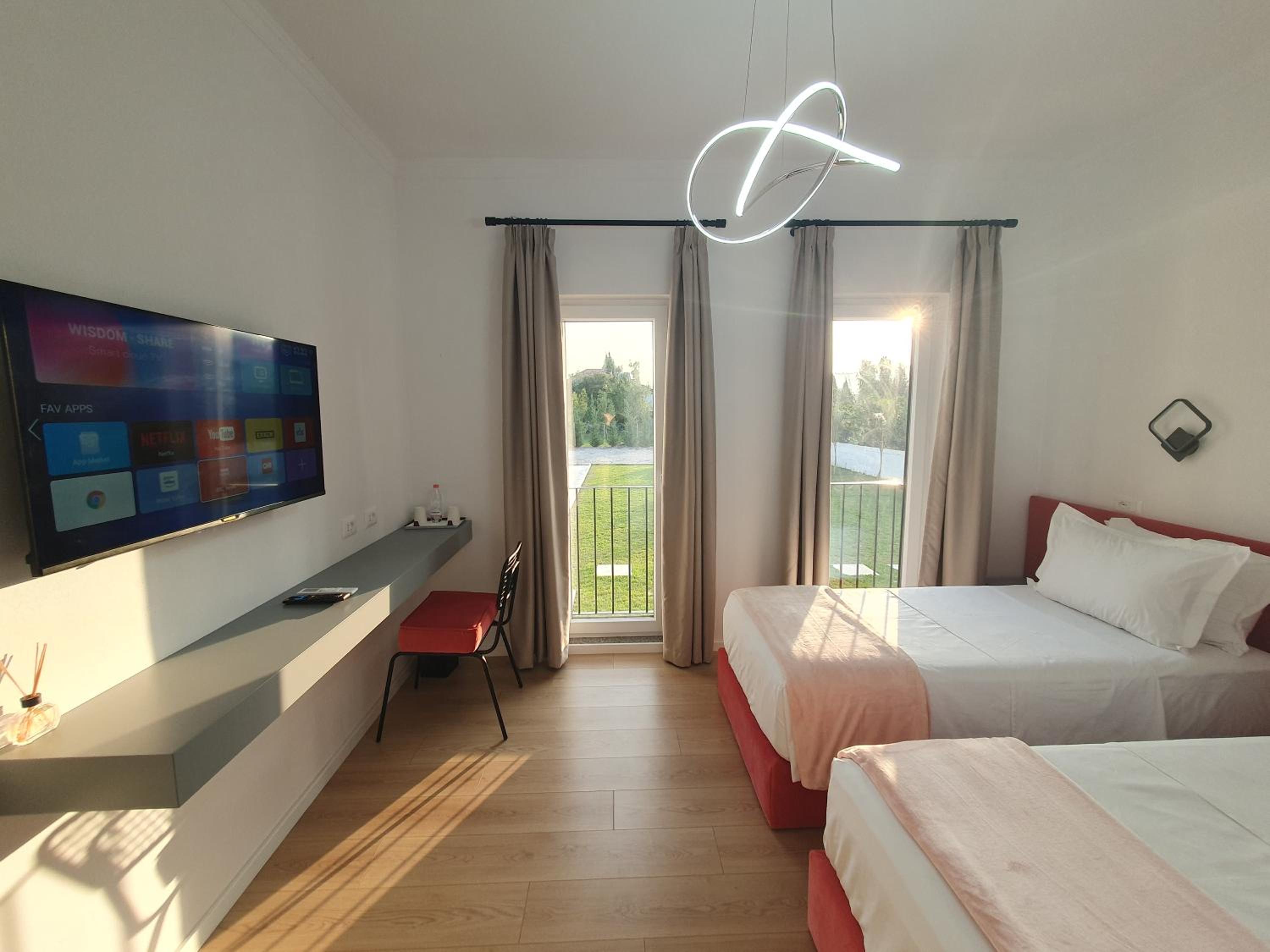 Double or Twin Room with Garden View photo 1