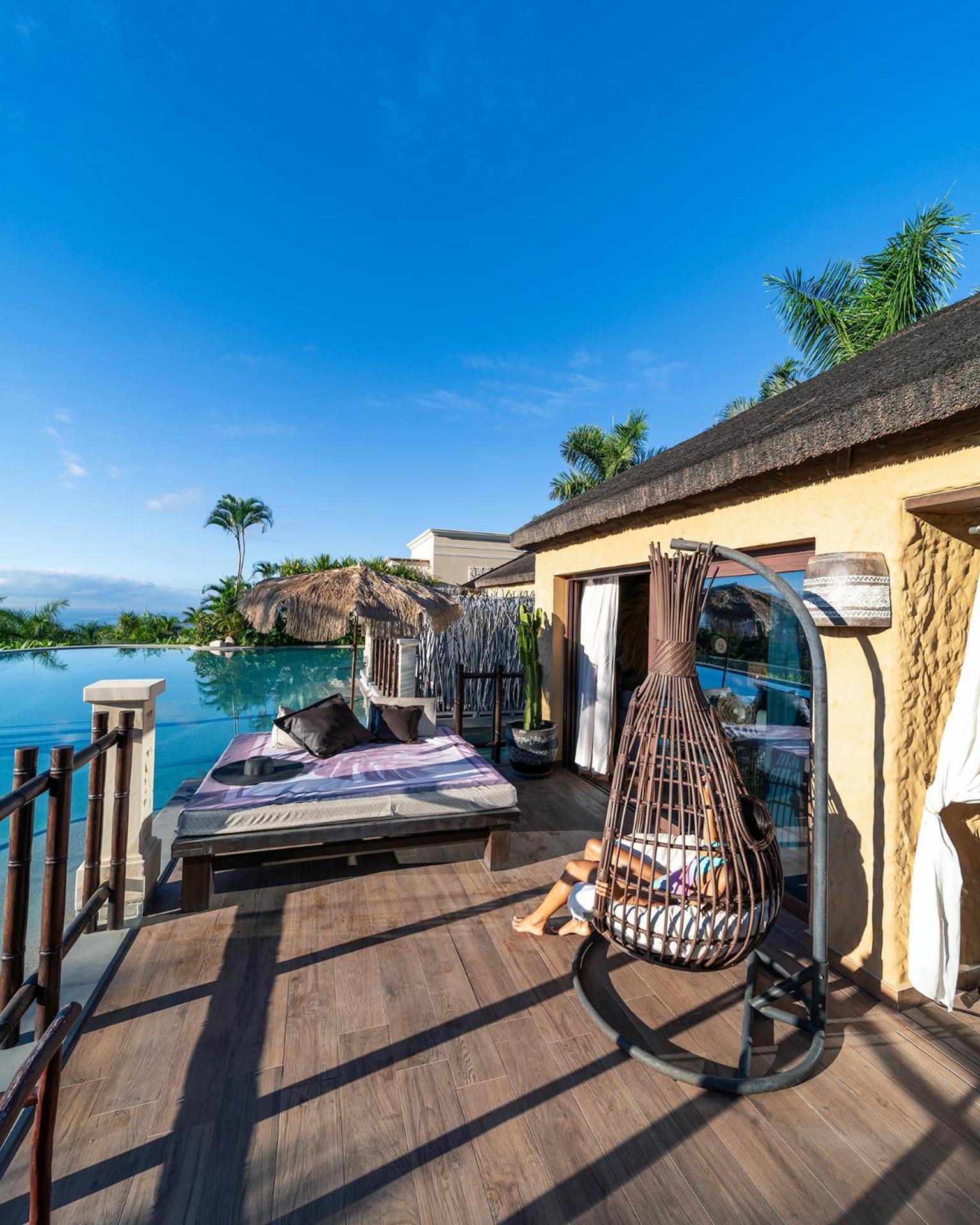 1 Bedroom Lagoon Villa thumbnail 6