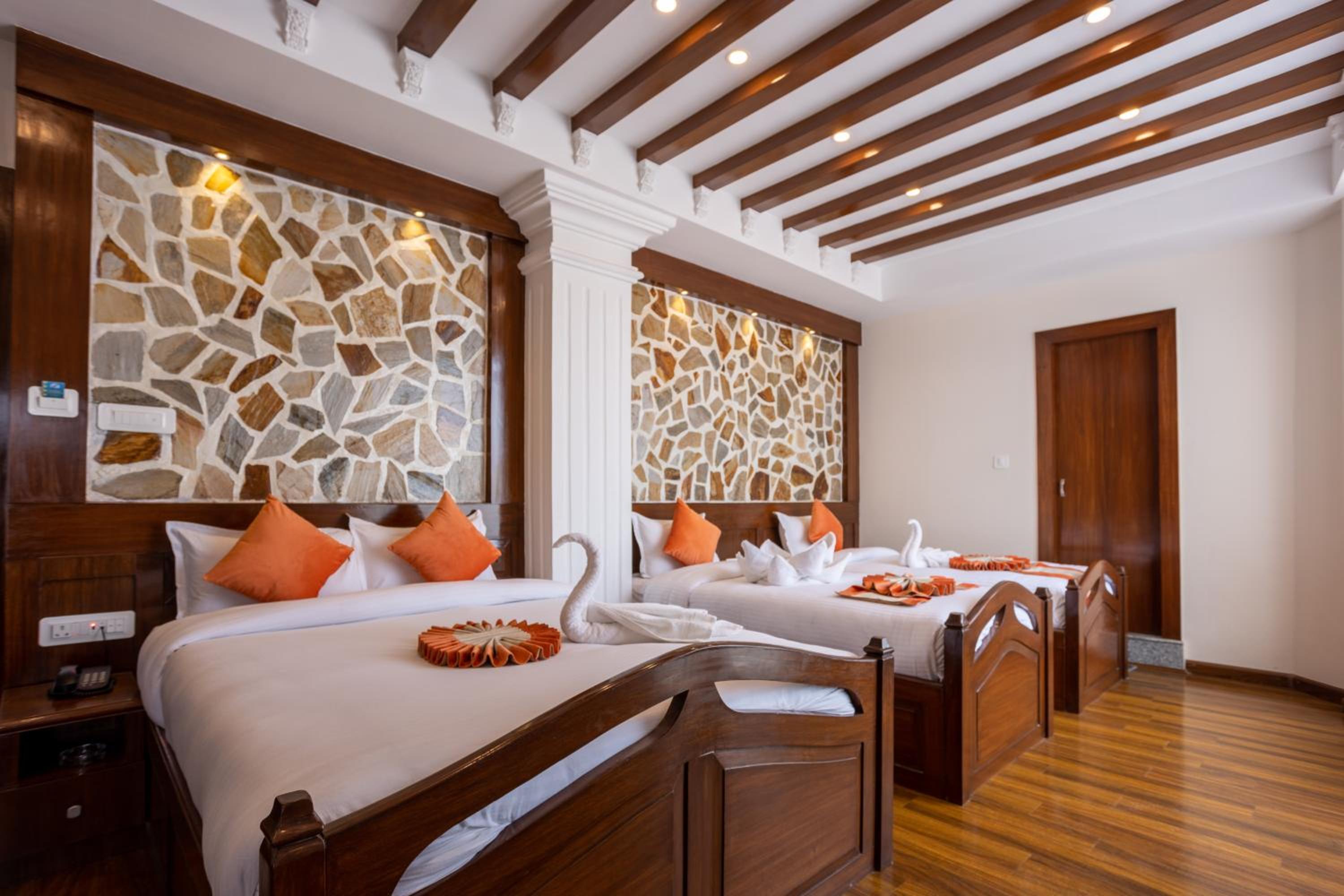 Quadruple Room with Balcony photo 1