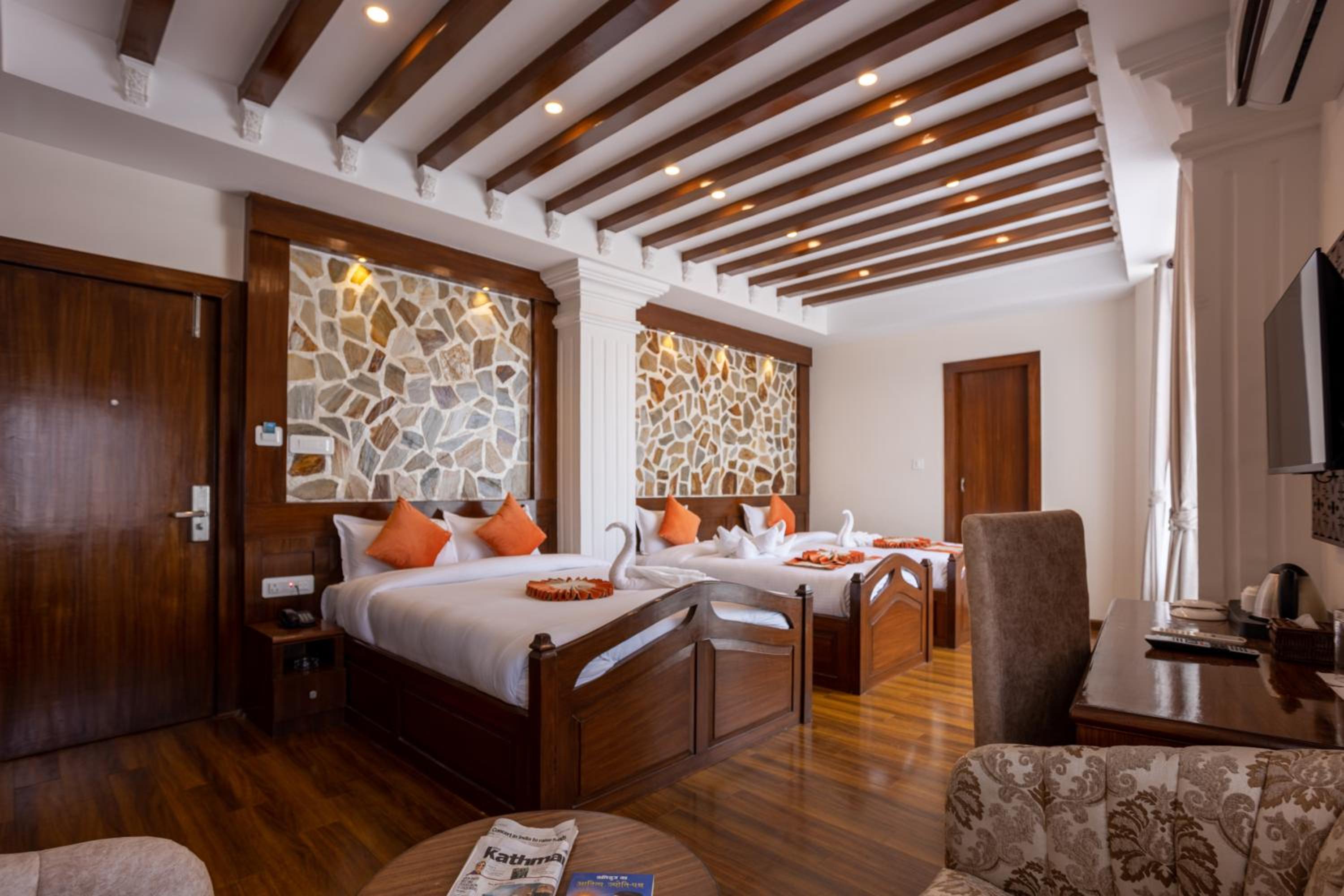 Quadruple Room with Balcony photo 3