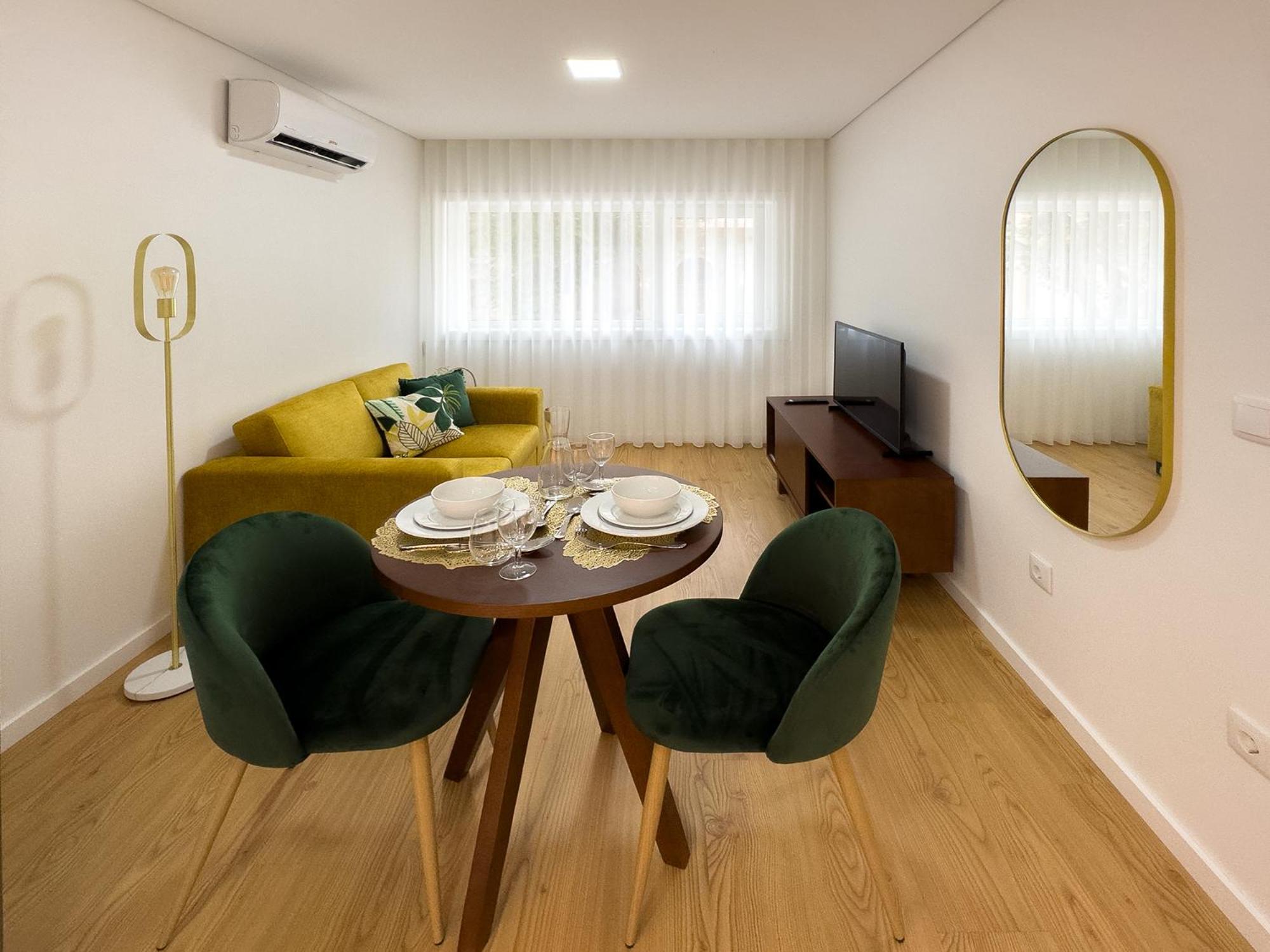 One-Bedroom Apartment