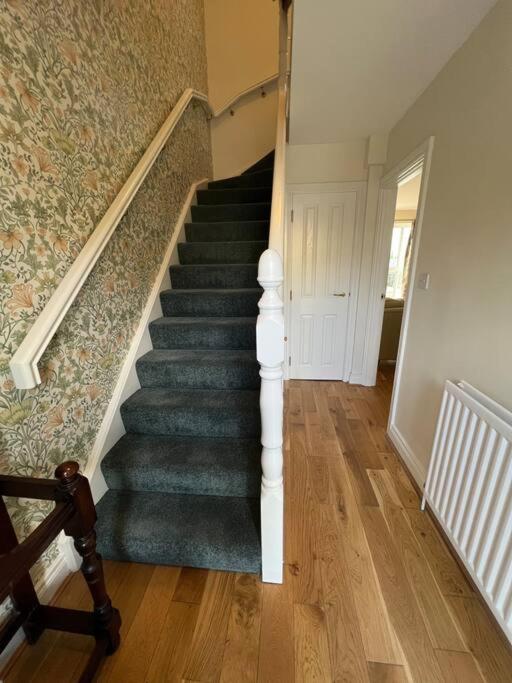 Three-Bedroom House photo 2