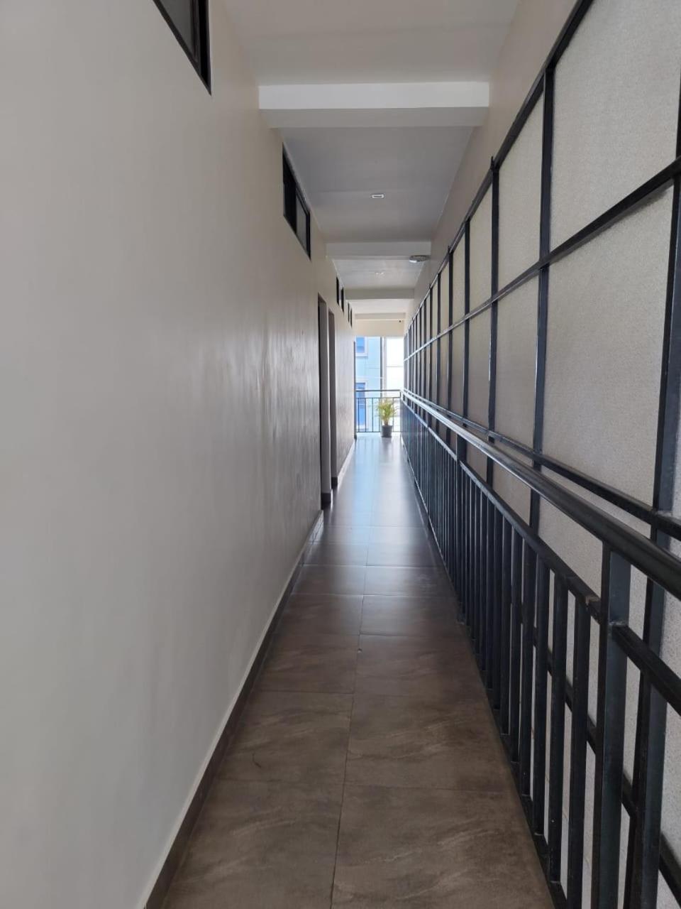 Budget Double Room - Photo 2