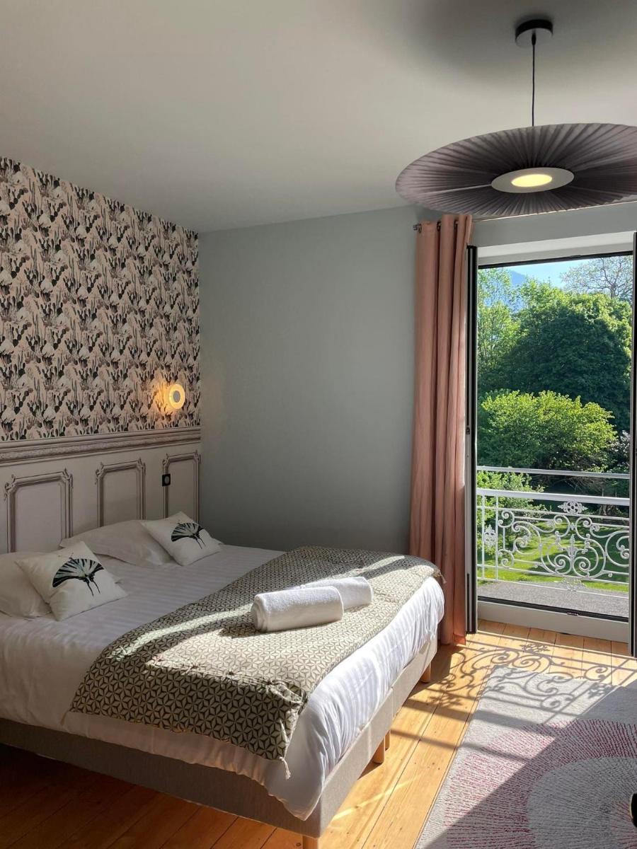 Double or Twin Room with Garden View photo 1