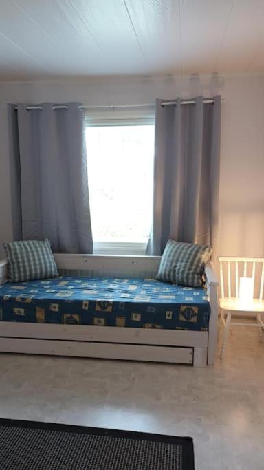 Three-Bedroom House photo 2