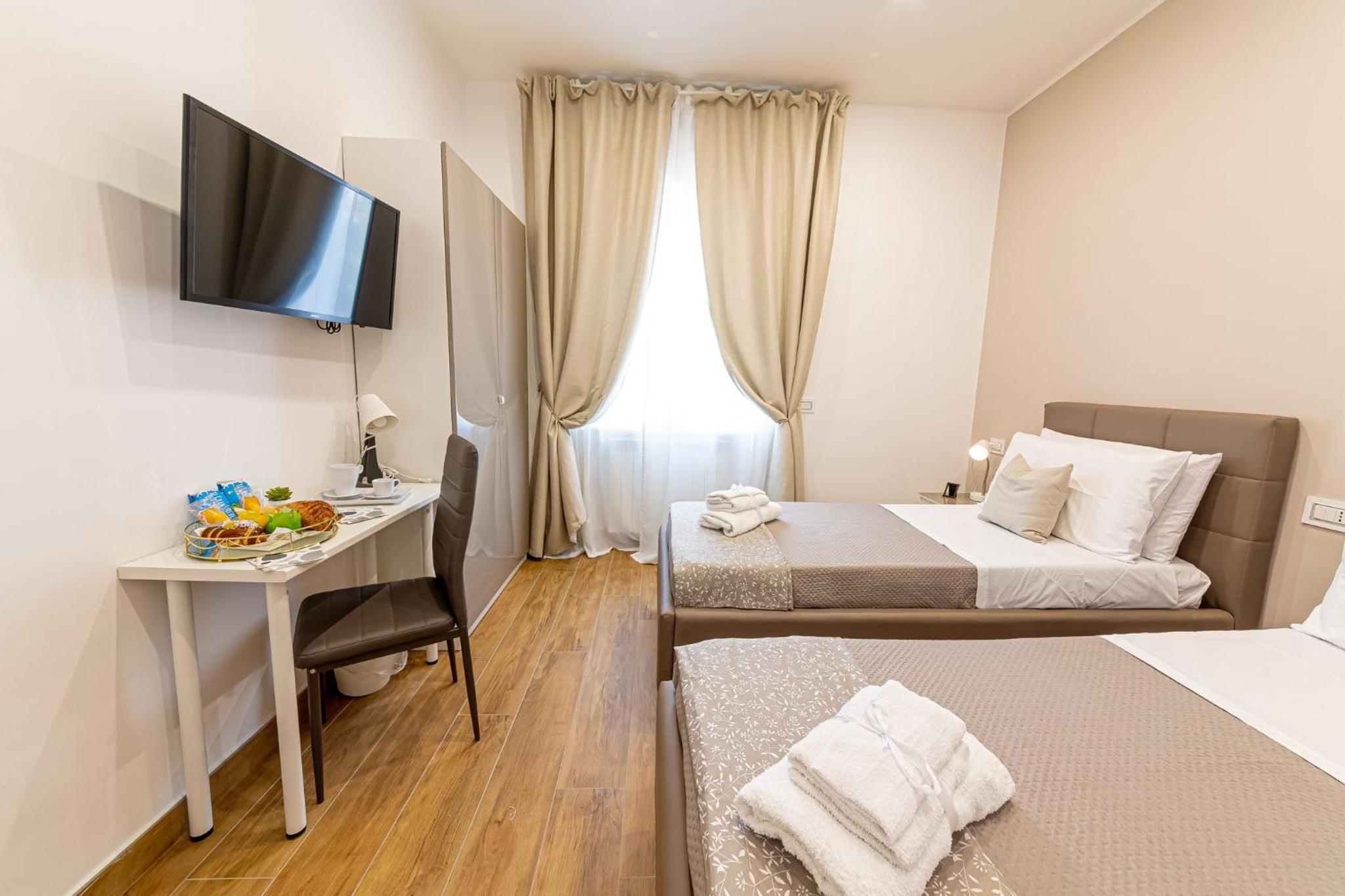 Twin Room with Private Bathroom