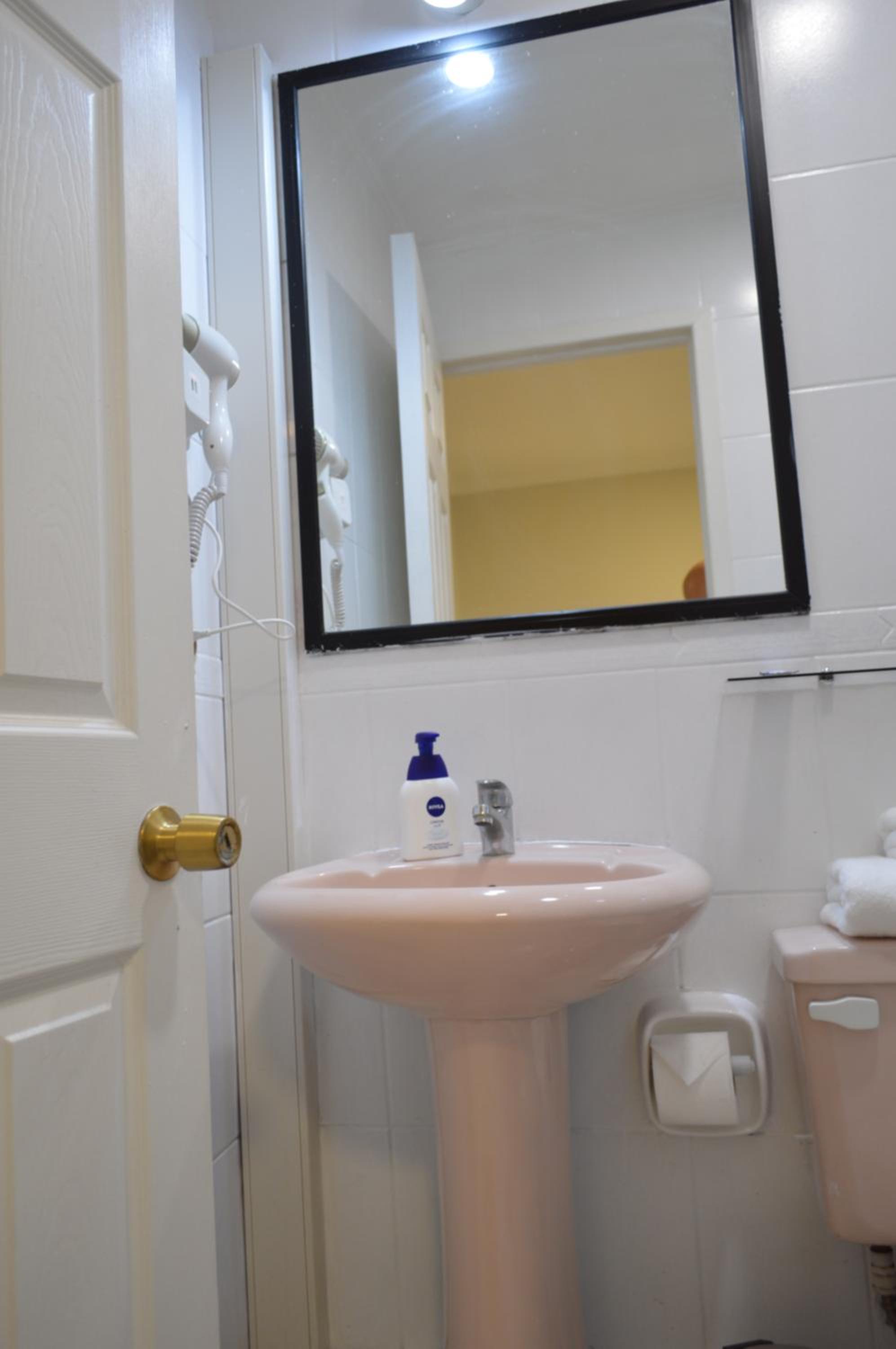 Standard Triple Room photo 2