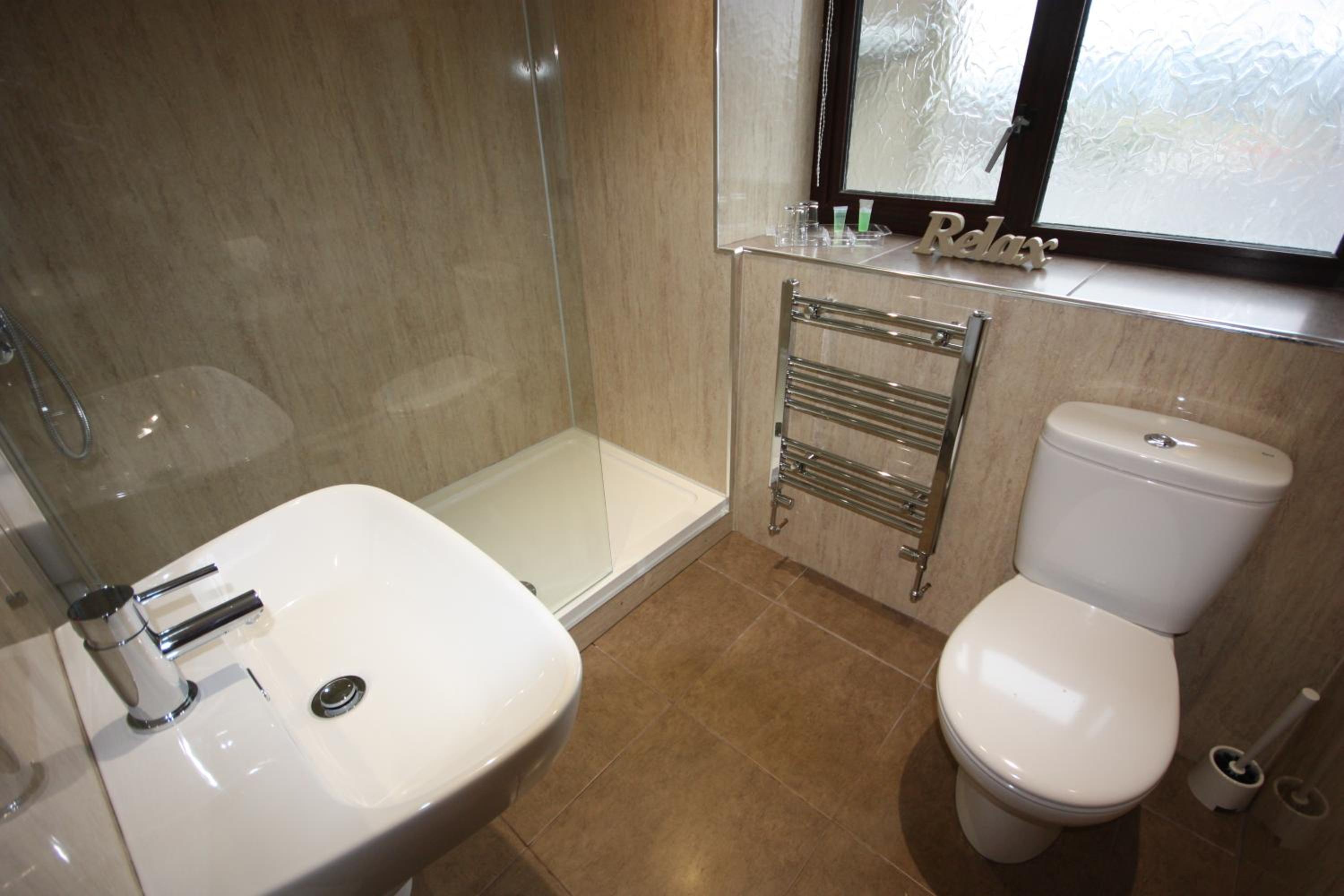 King Room with Sea View with Shower photo 3