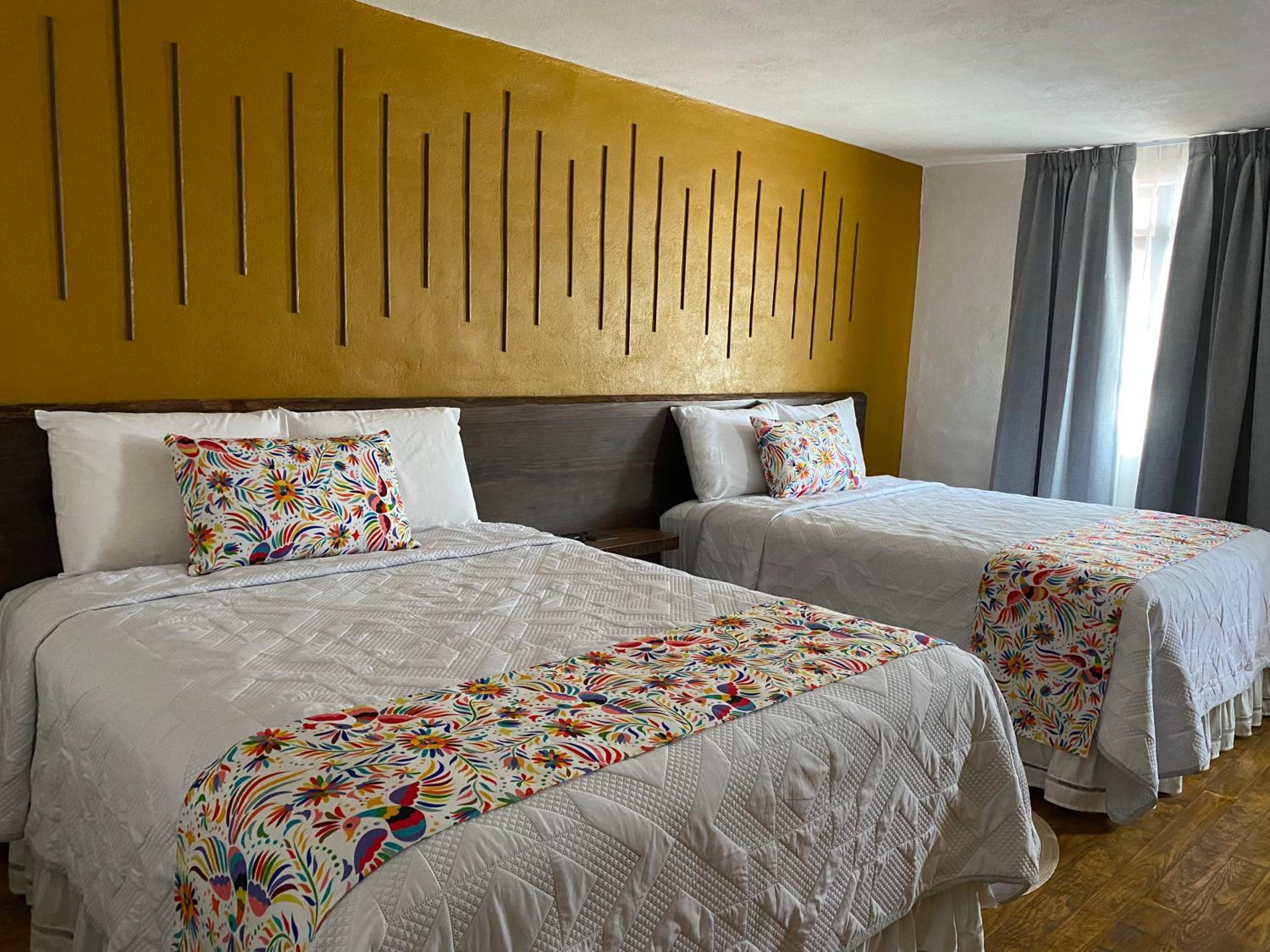 Standard Twin Room with Sofa photo 2
