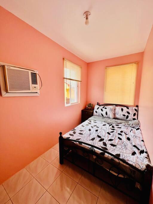 Two-Bedroom House photo 3
