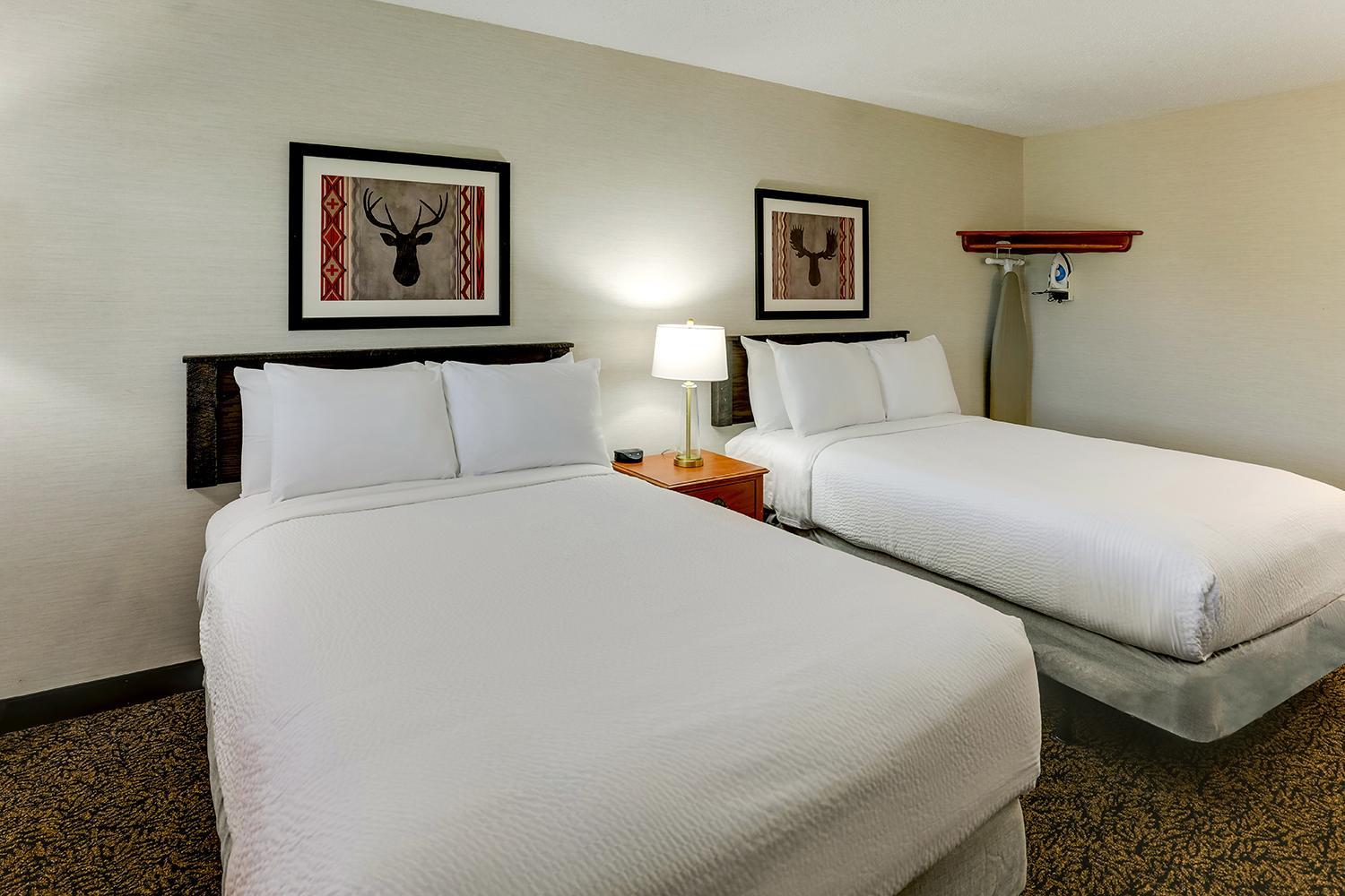 Deluxe Double Room with Two Double Beds - Photo 4