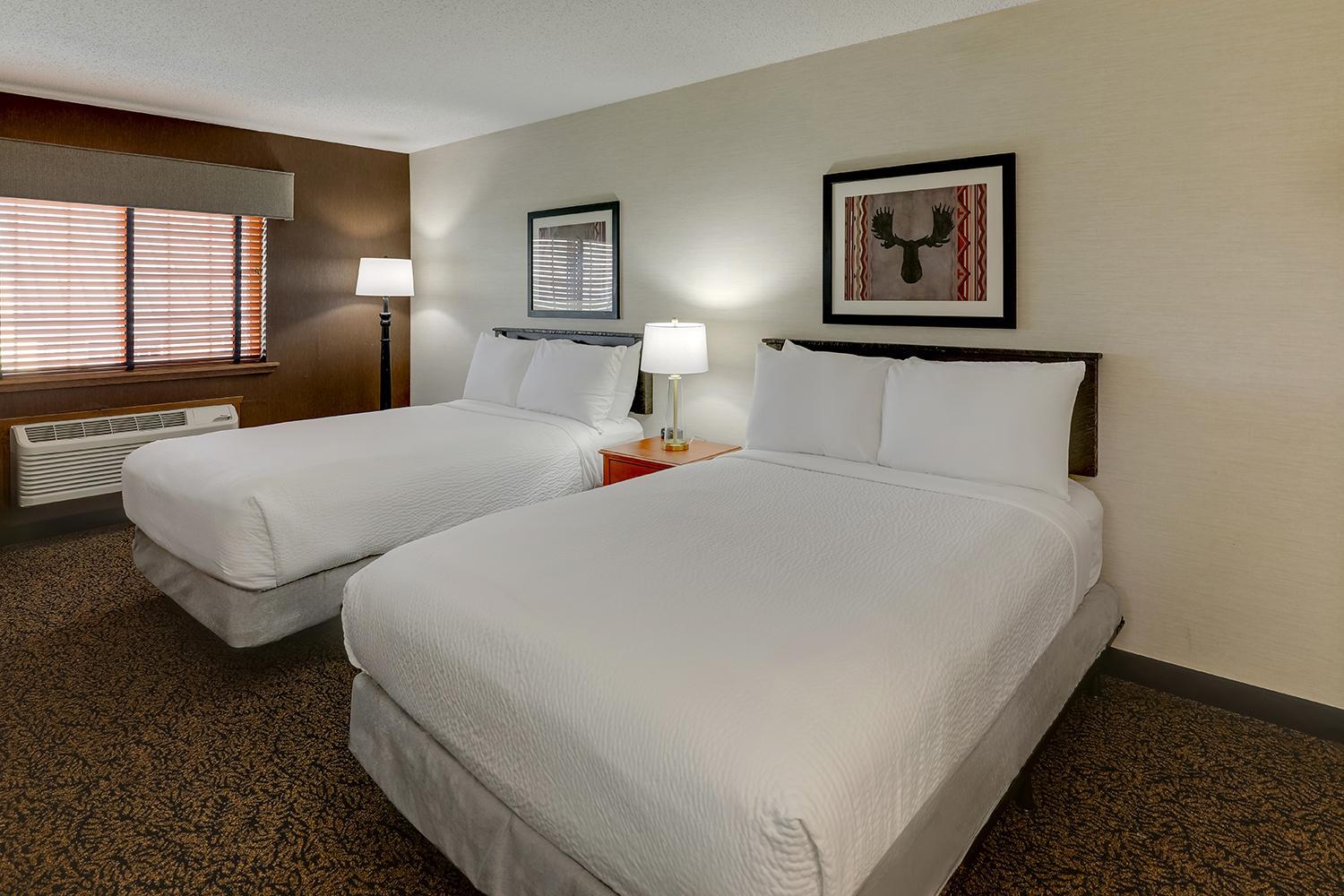 Deluxe Double Room with Two Double Beds - Photo 5